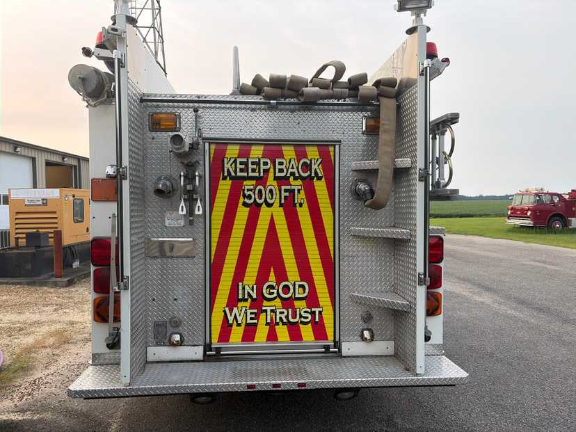 1998 Pierce Saber Pumper — photo 3