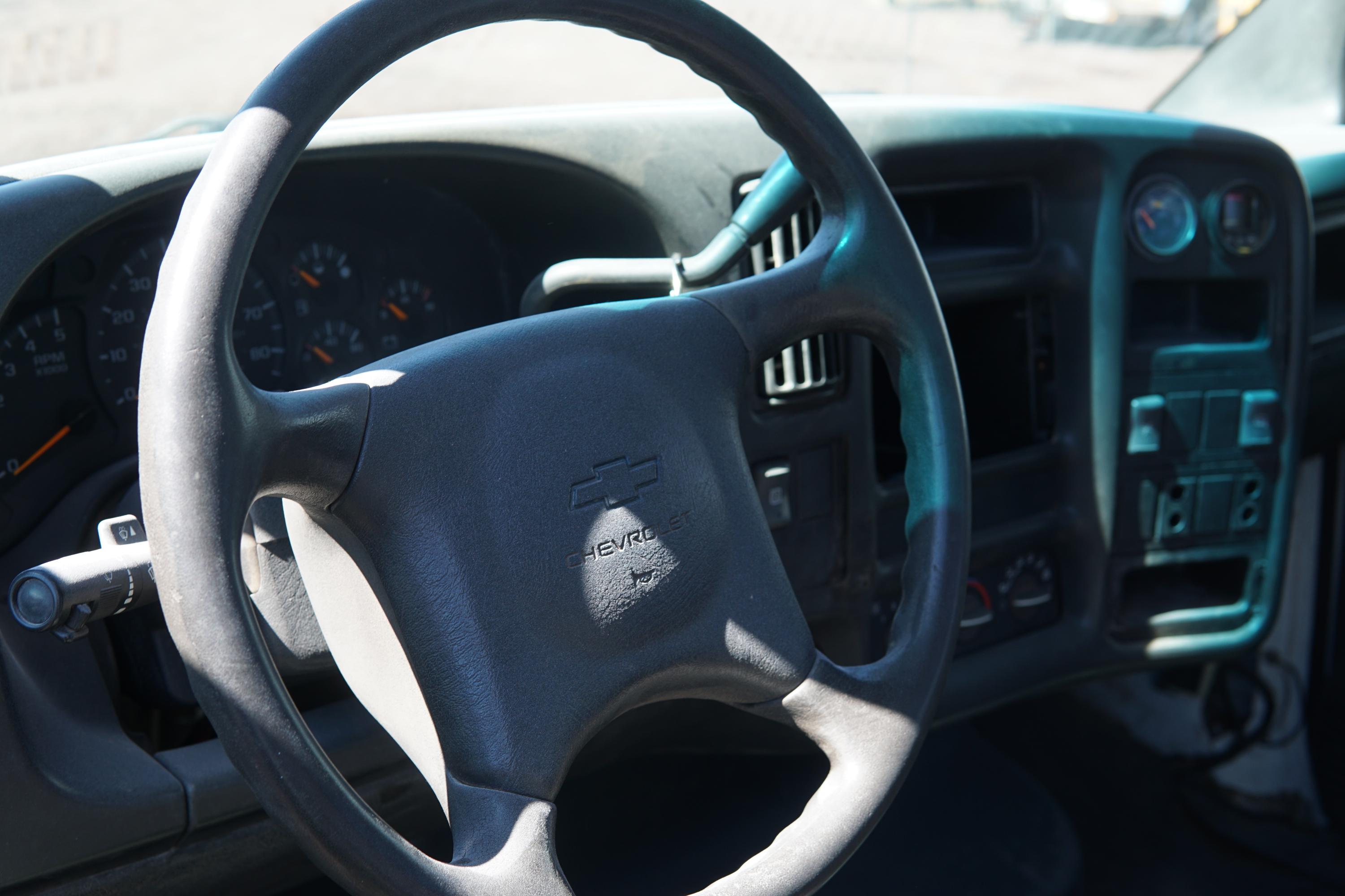 2007 Chevrolet Kodiak C5500 - image 12