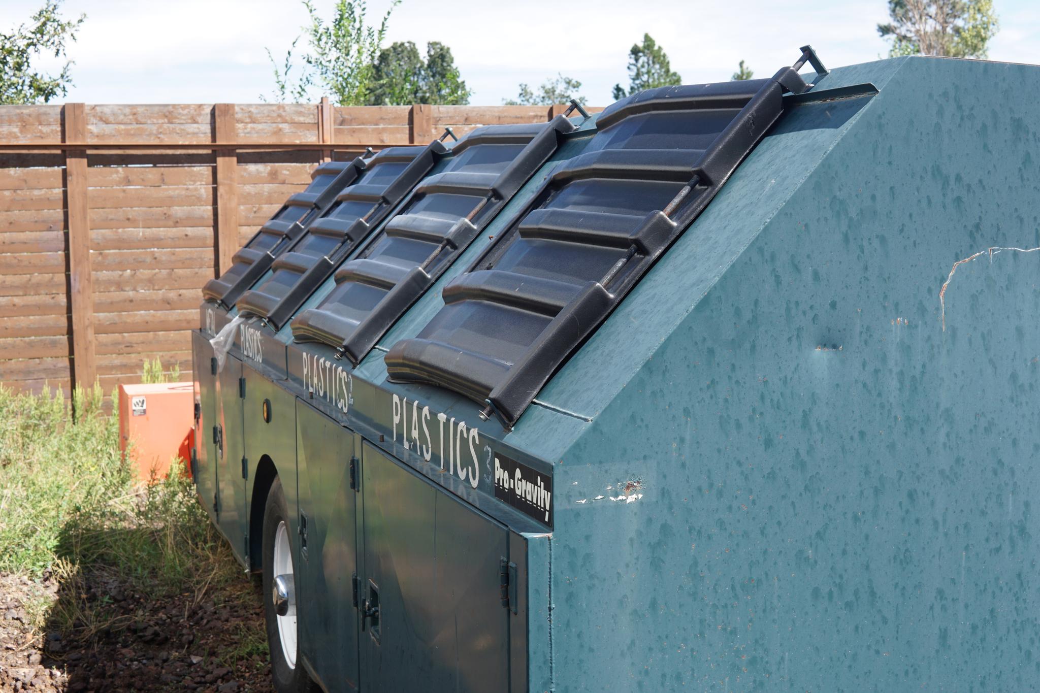 Recycle Bin Trailer - image 3