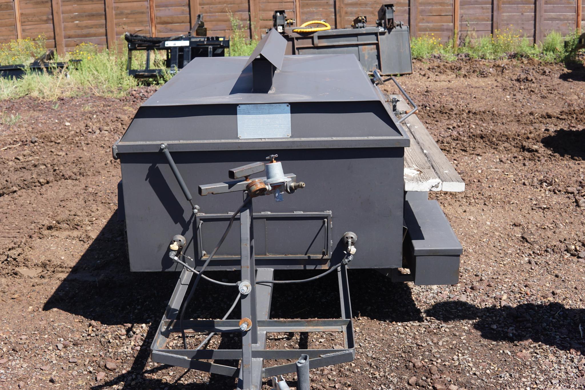 BBQ Trailer - image 4