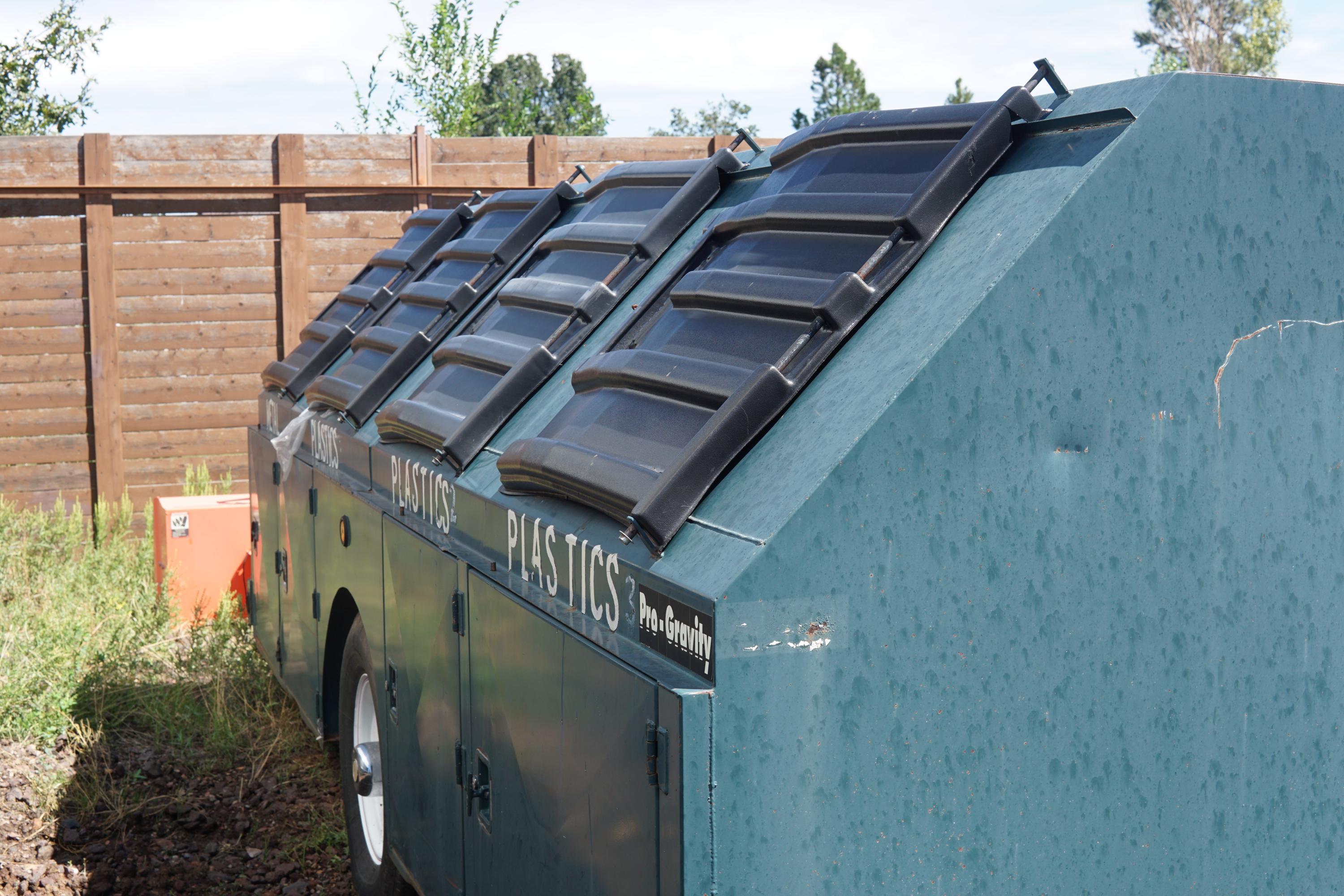 Recycle Bin Trailer - image 3