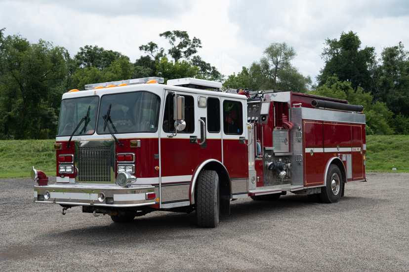 2000 Spartan Pumper Tanker