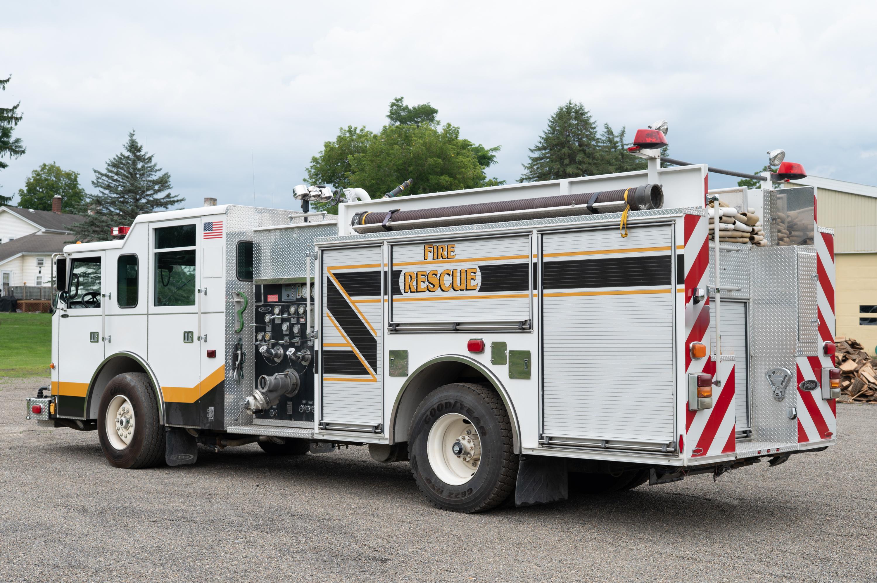 2000 Pierce Pumper - image 12