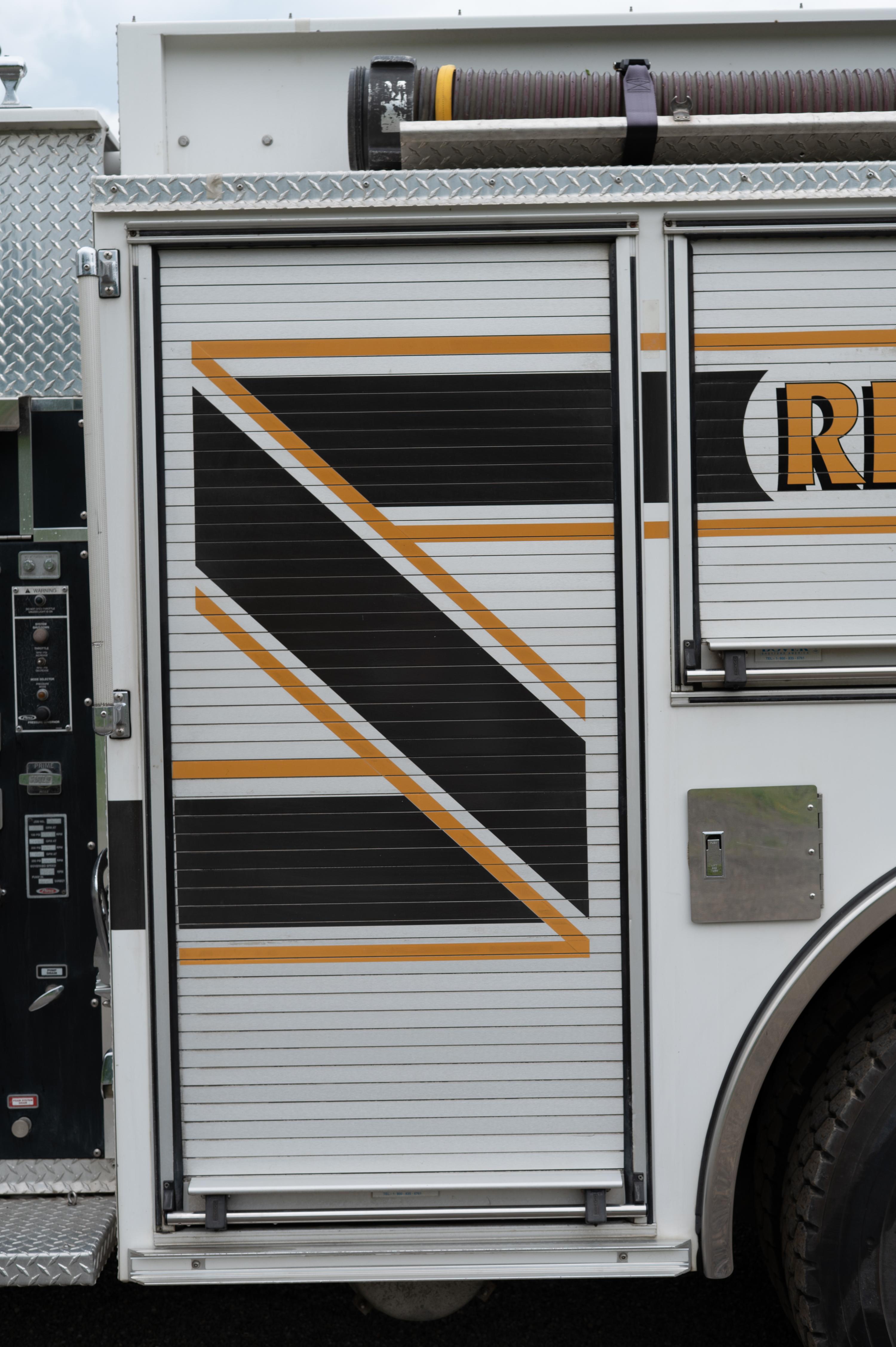 2000 Pierce Pumper - image 11