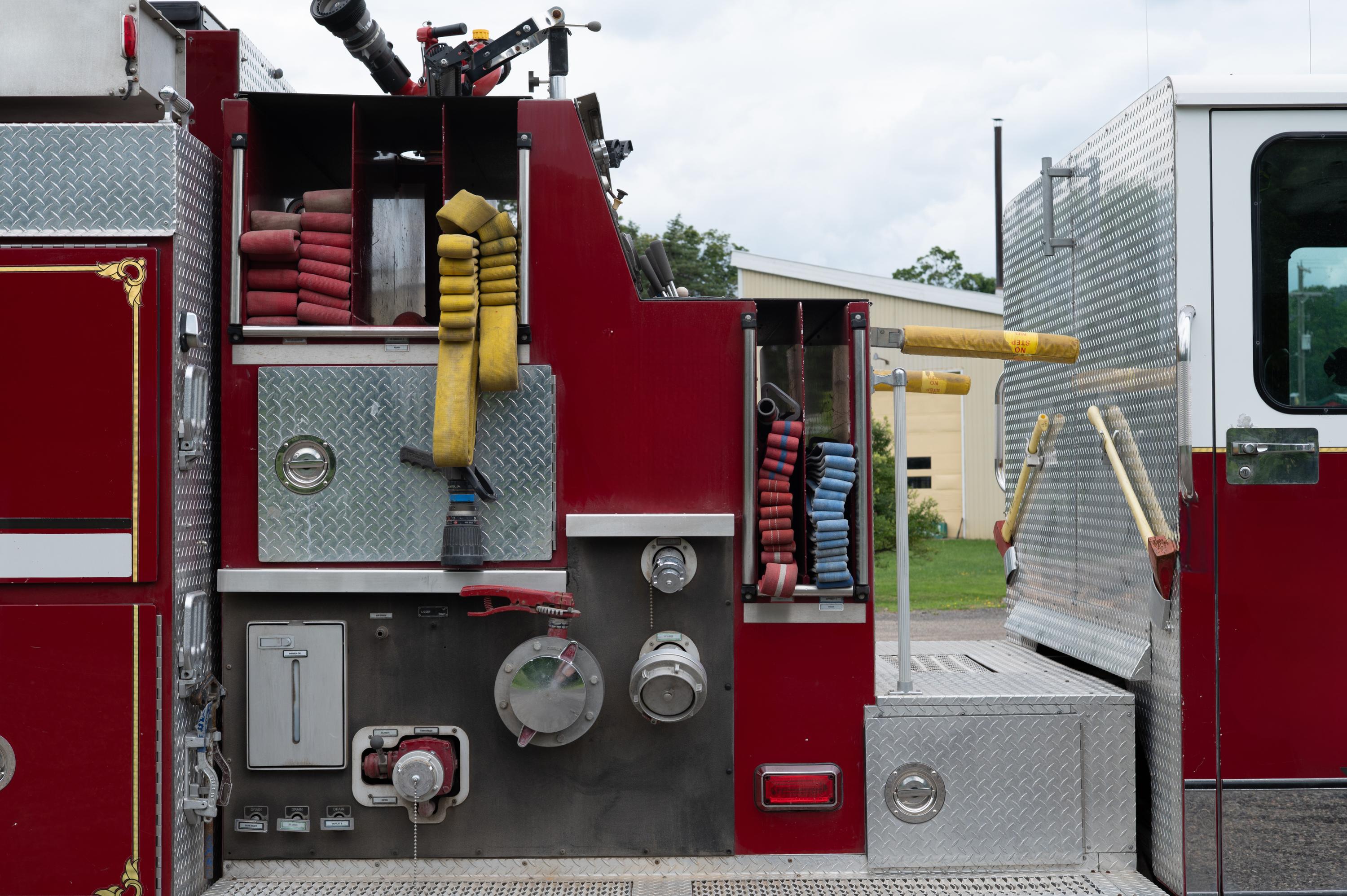 2000 Spartan Pumper Tanker - image 57