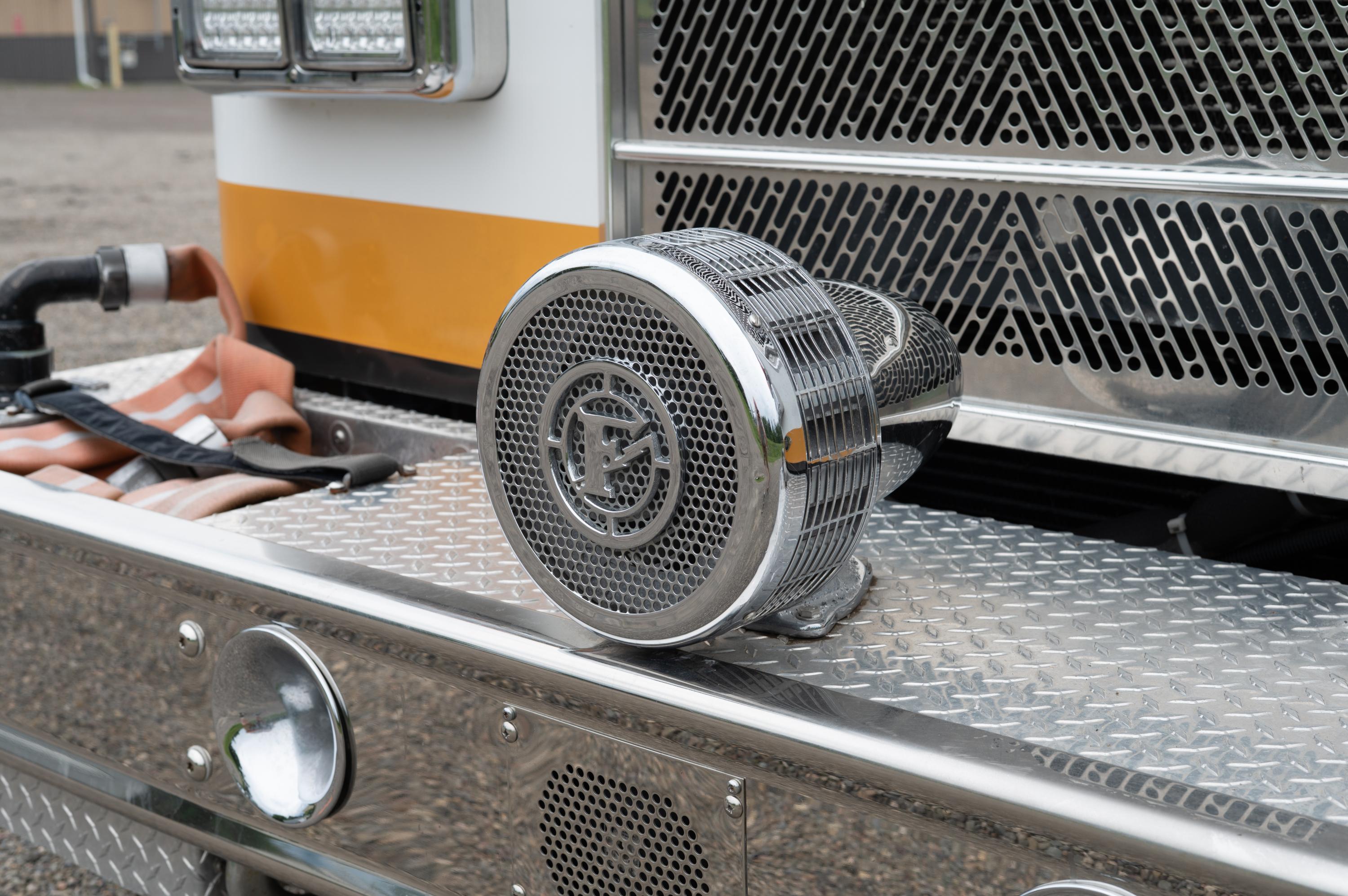 2000 Pierce Pumper - image 7