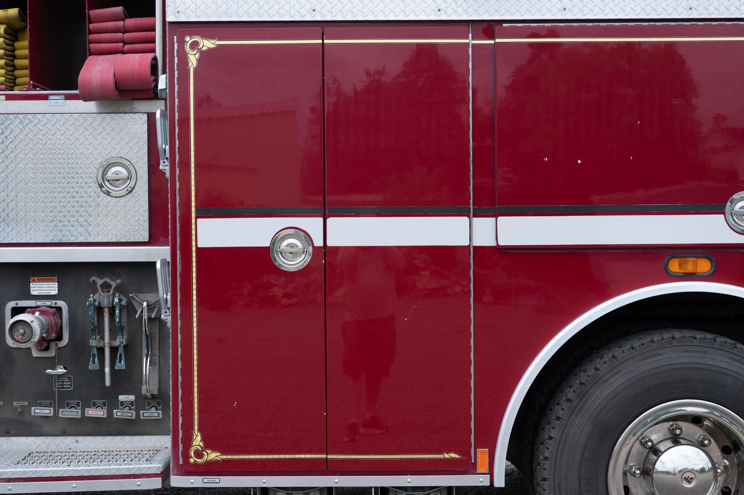2000 Spartan Pumper Tanker - image 36
