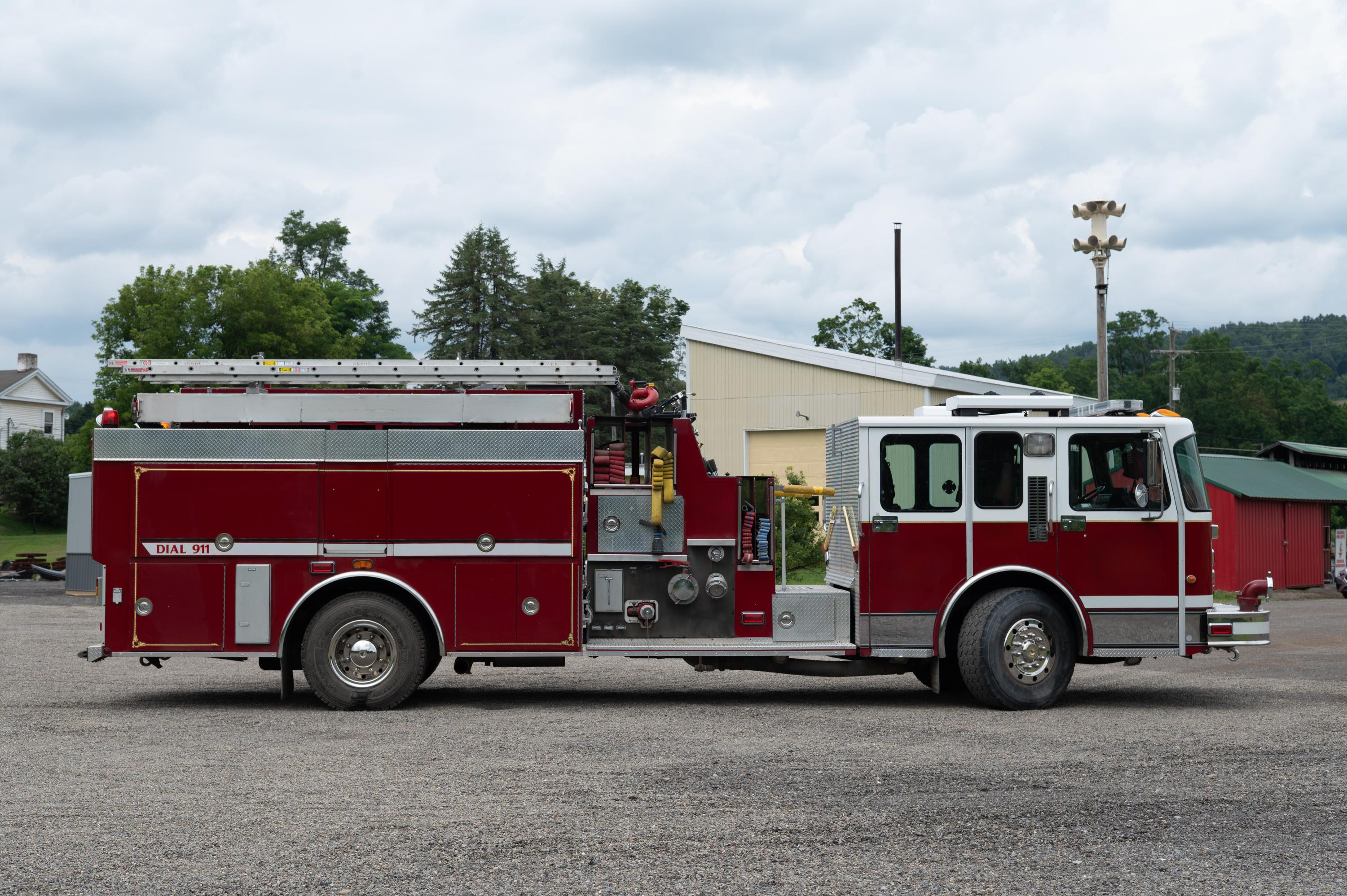 2000 Spartan Pumper Tanker - image 6