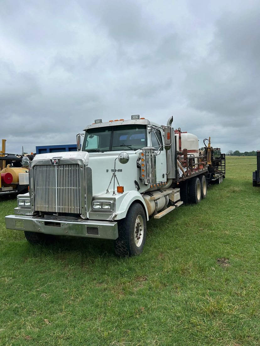 2004 Western Star Mud Mixing Truck