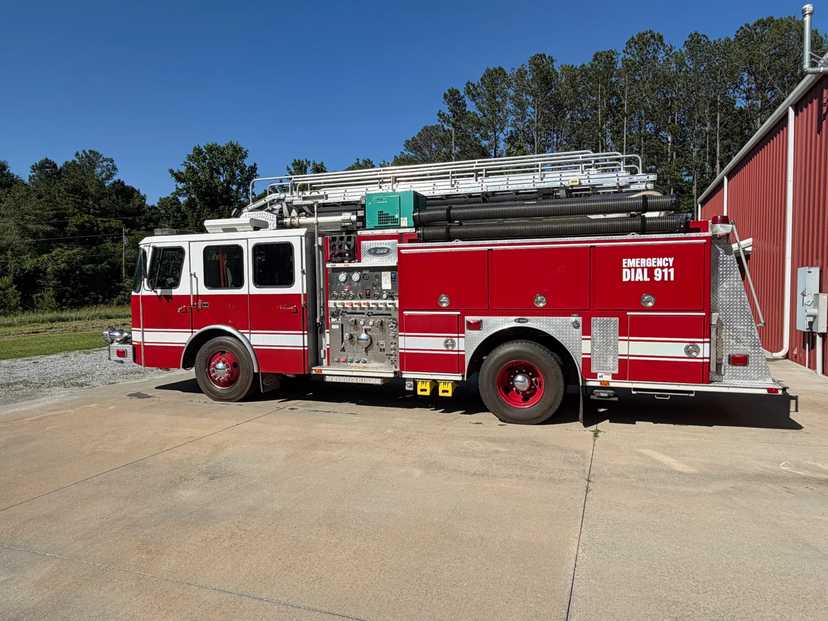 2000 E-One 50' Telesquirt — photo 4