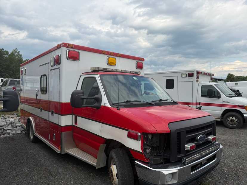 2008 MedTec Ford Type III Ambulance — photo 8