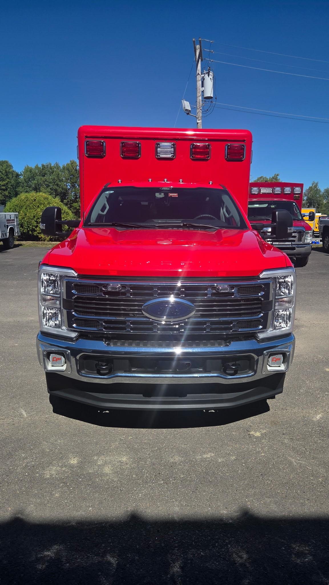 2024 Crestline Ford 4x4 Type III Ambulance - image 2