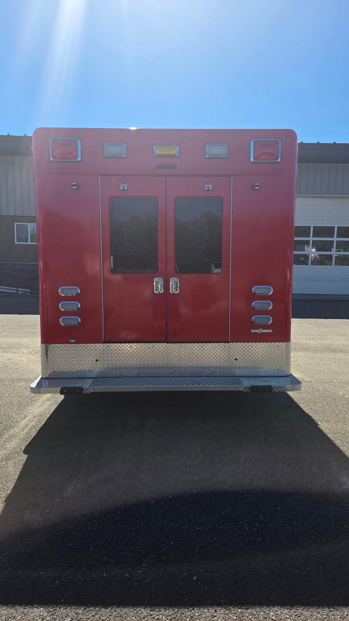 2024 Crestline Ford 4x4 Type III Ambulance - image 4