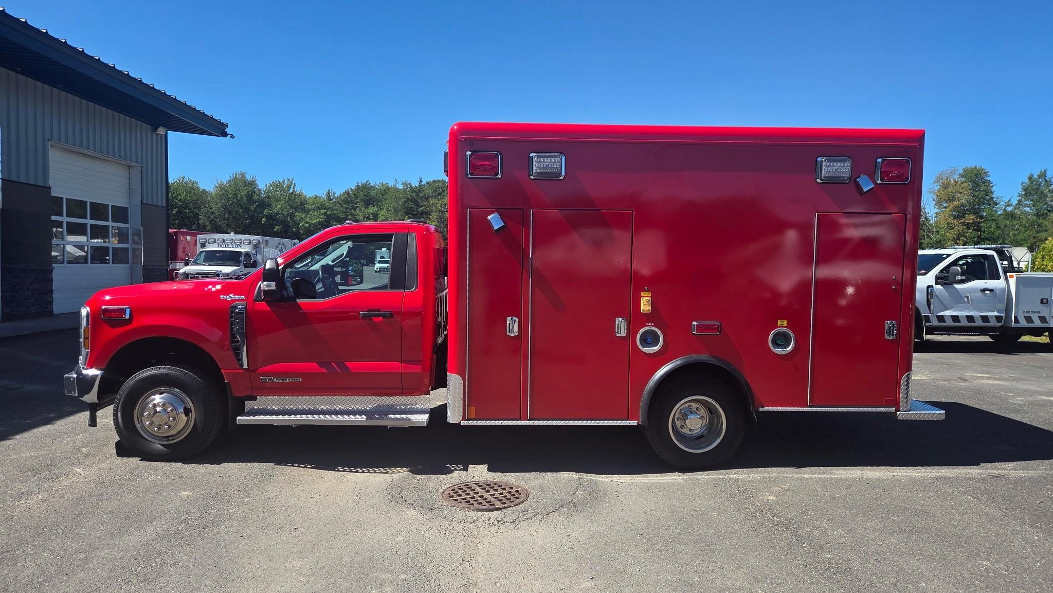 2024 Crestline Ford 4x4 Type III Ambulance - image 1
