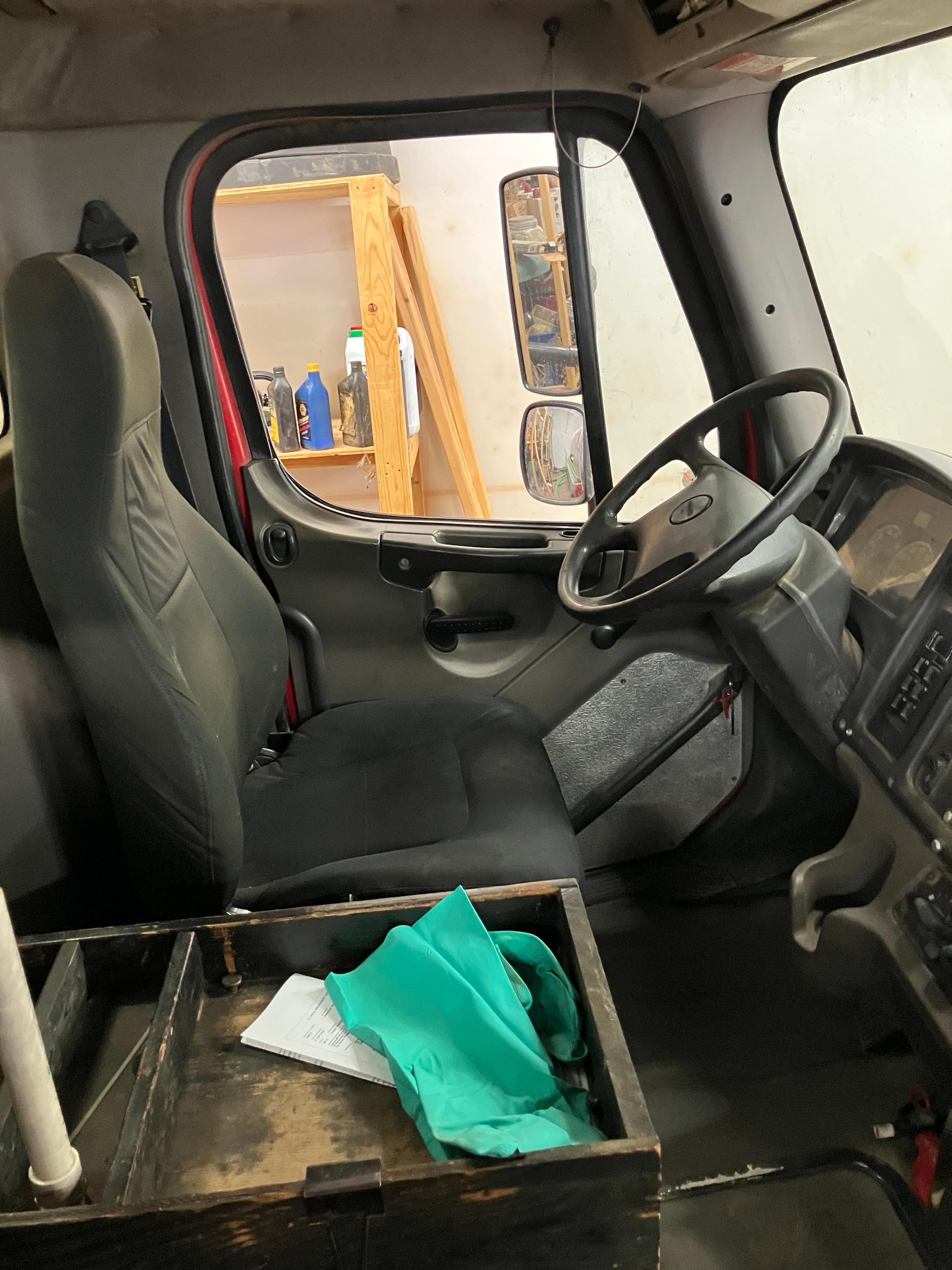 2008 Freightliner Advance Pump & Equipment Septic - image 11