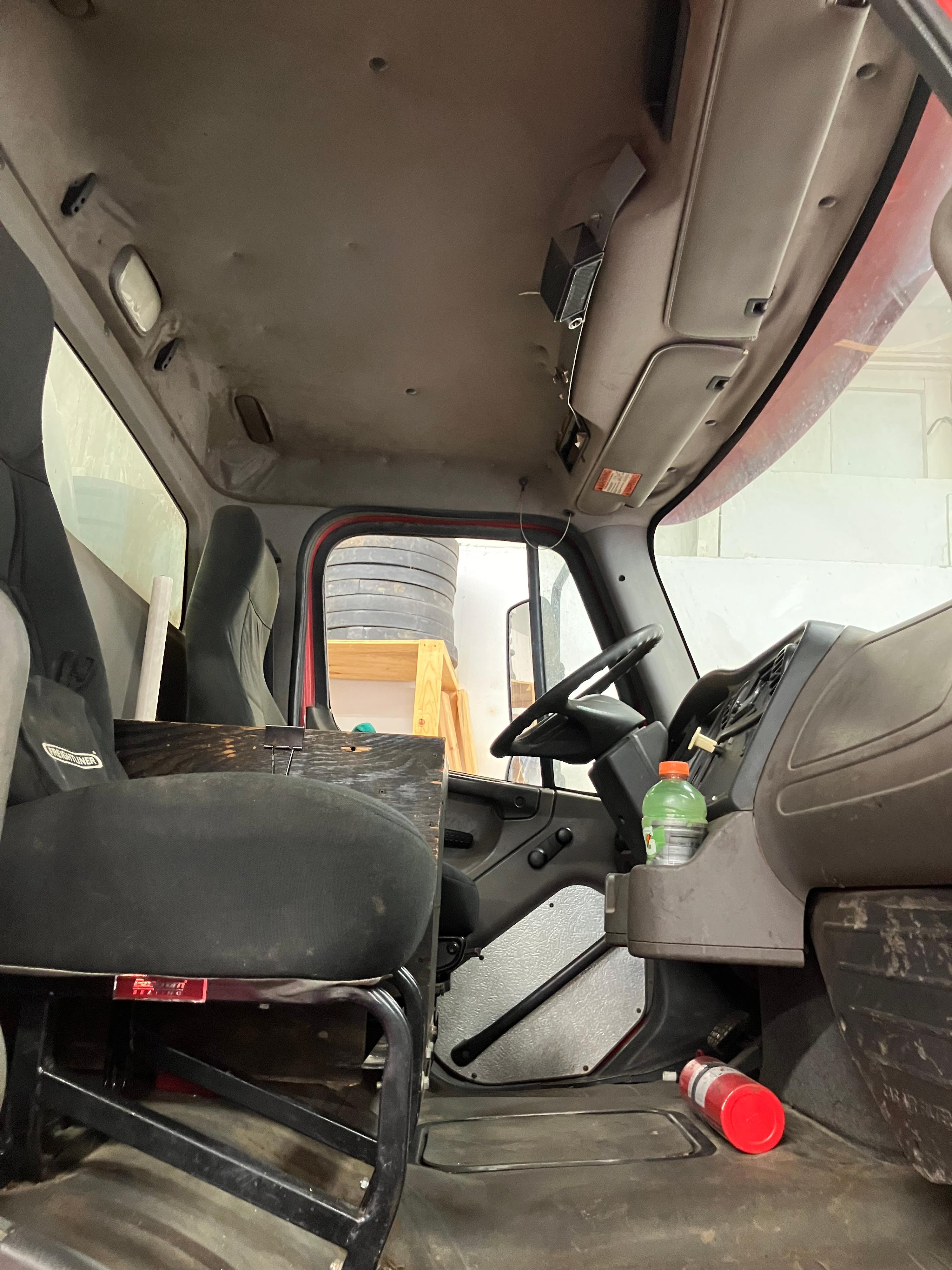 2008 Freightliner Advance Pump & Equipment Septic - image 12
