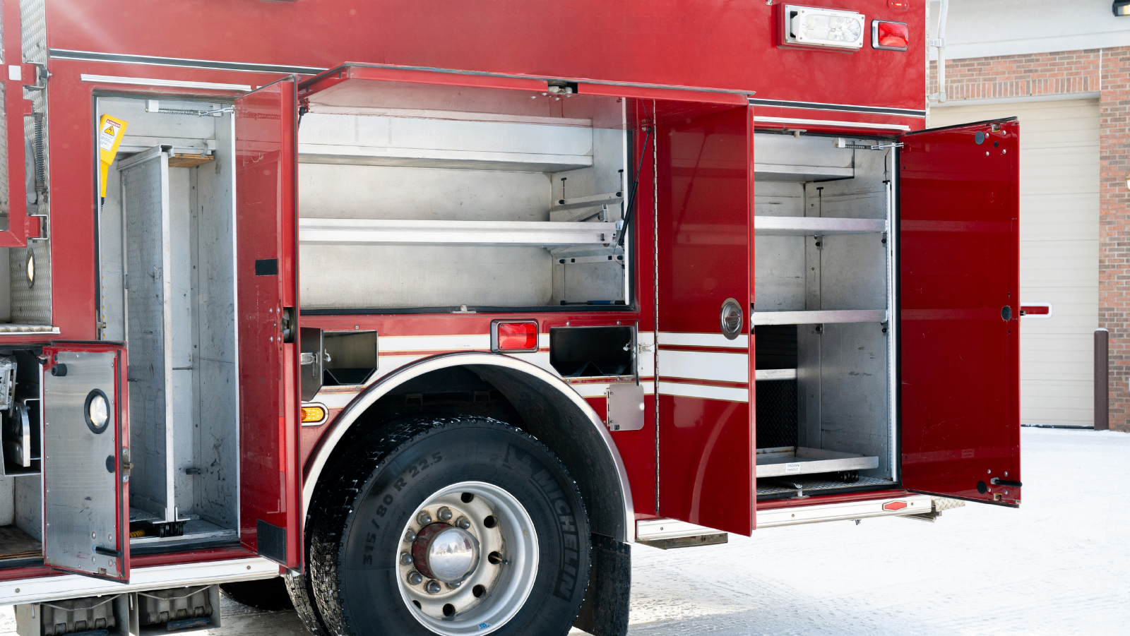 2010 Pierce Velocity PUC Pumper - image 28