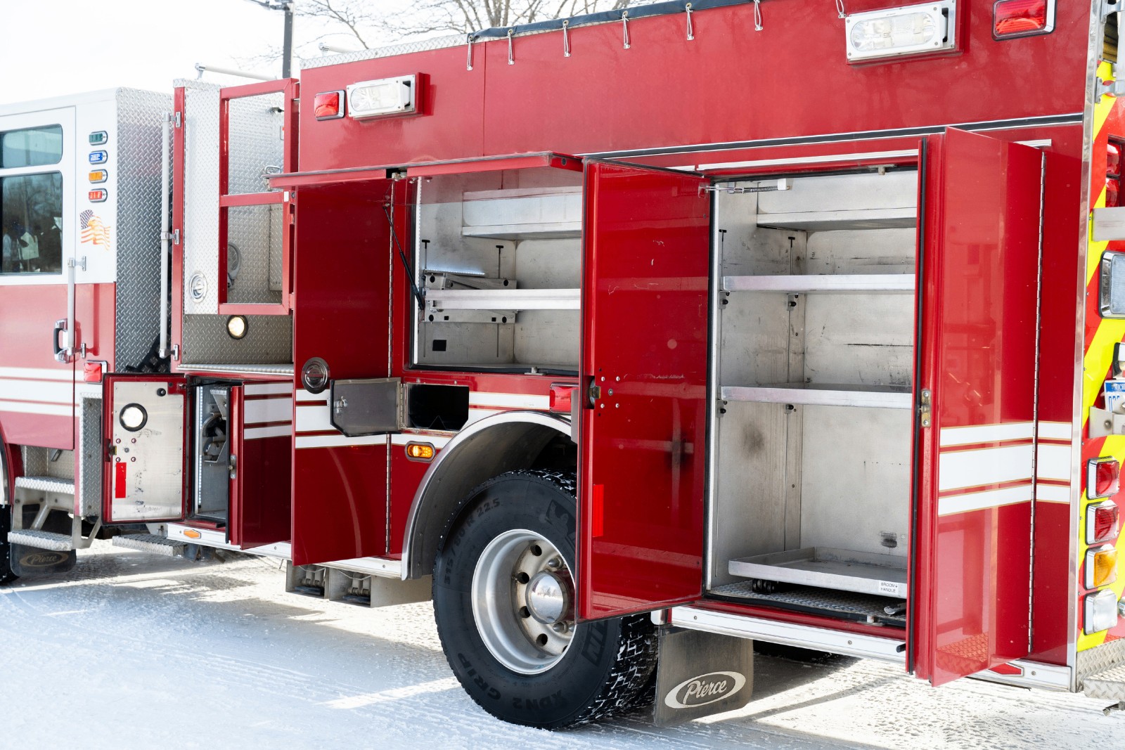2010 Pierce Velocity PUC Pumper - image 16