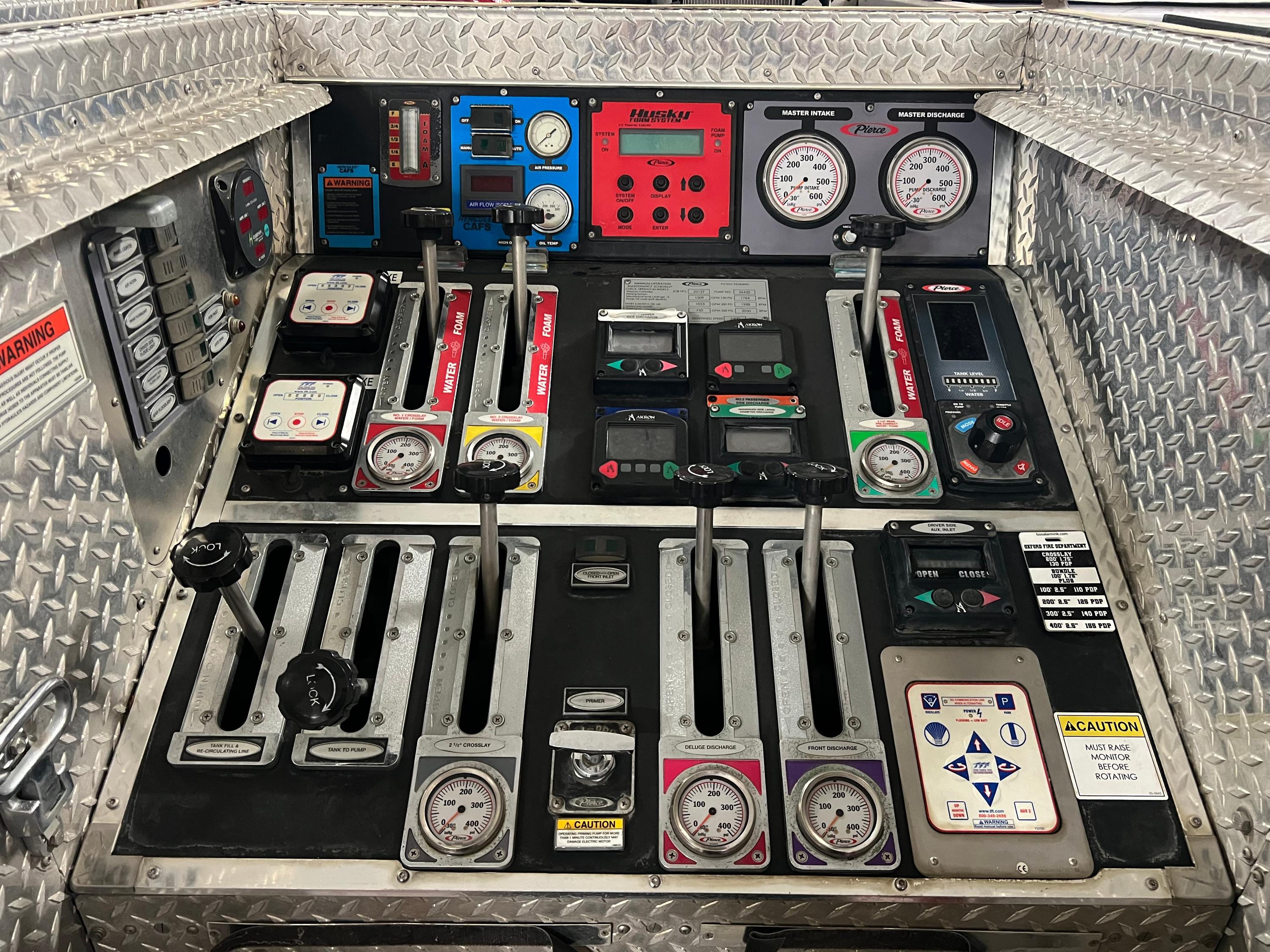 2010 Pierce Velocity PUC Pumper - image 38