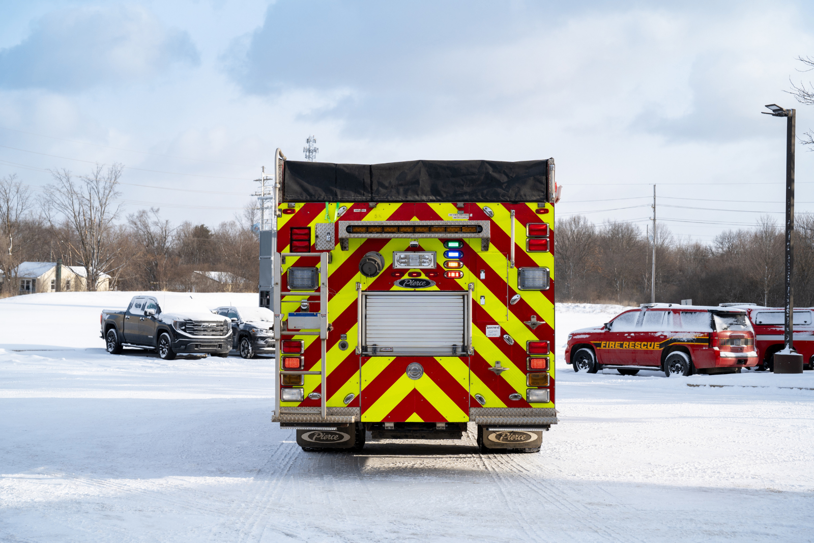 2010 Pierce Velocity PUC Pumper - image 9