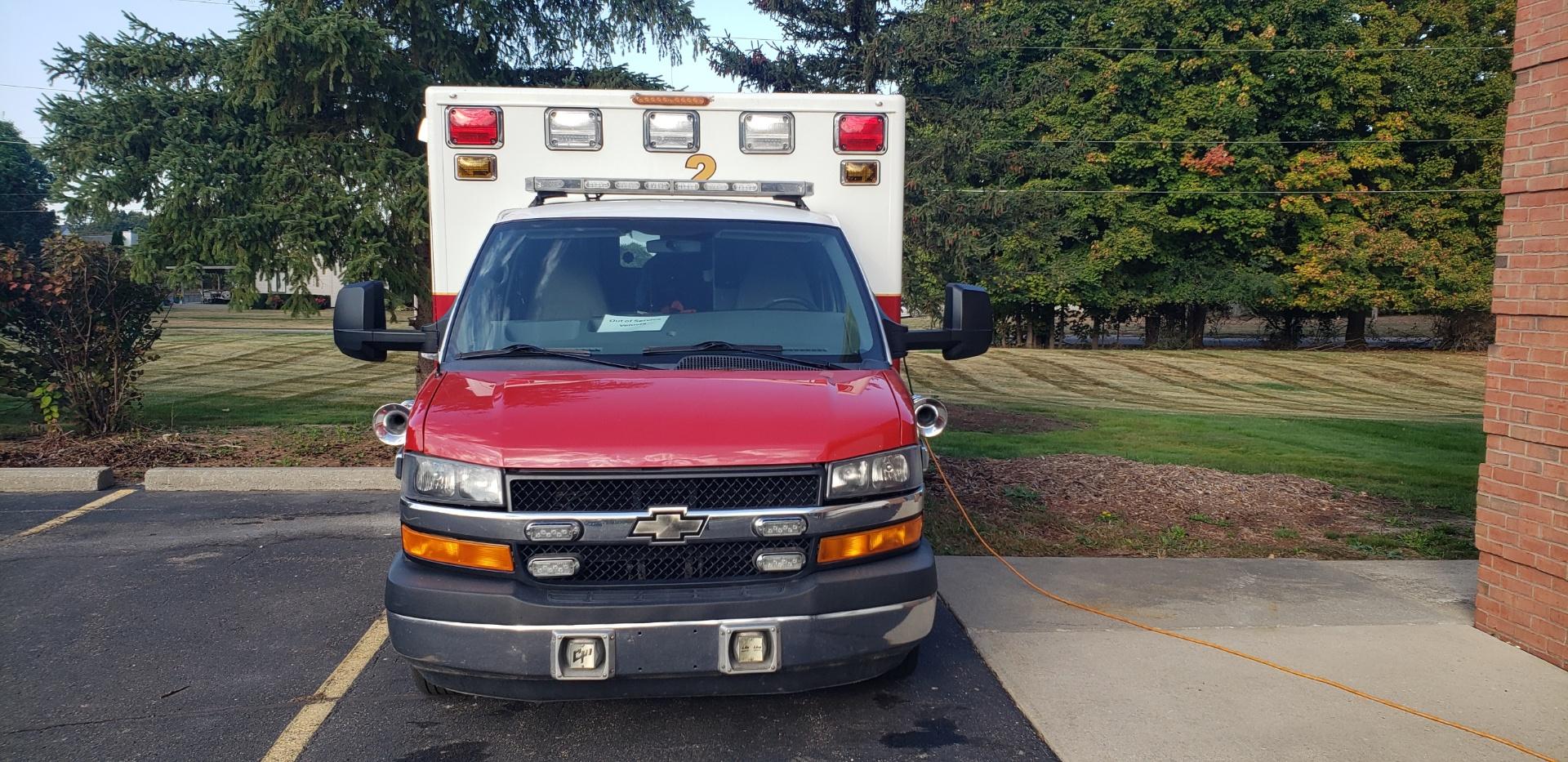 2013 LifeLine Chevrolet Type III Ambulance - image 20
