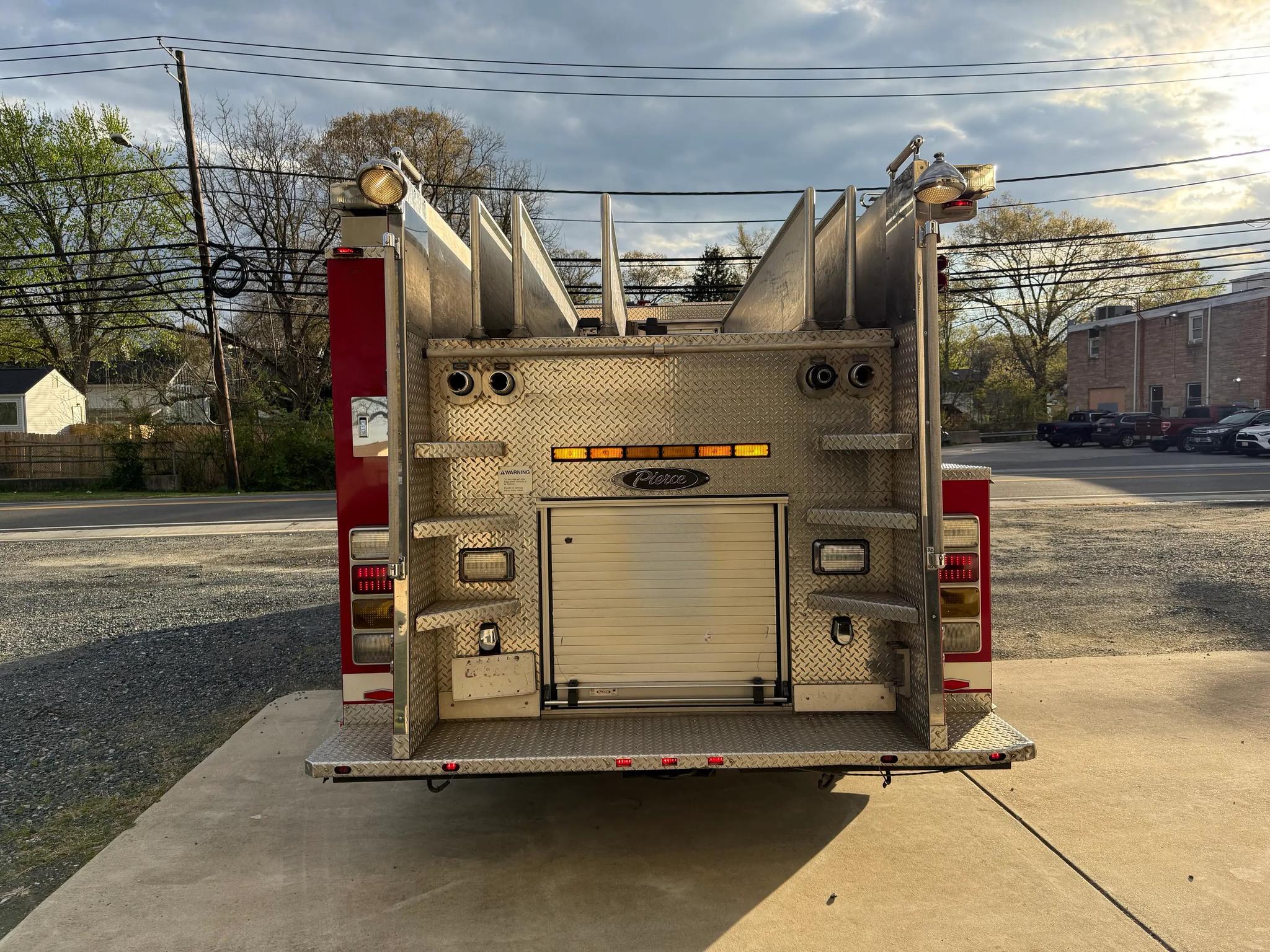 2007 Pierce Arrow XT Pumper - image 3