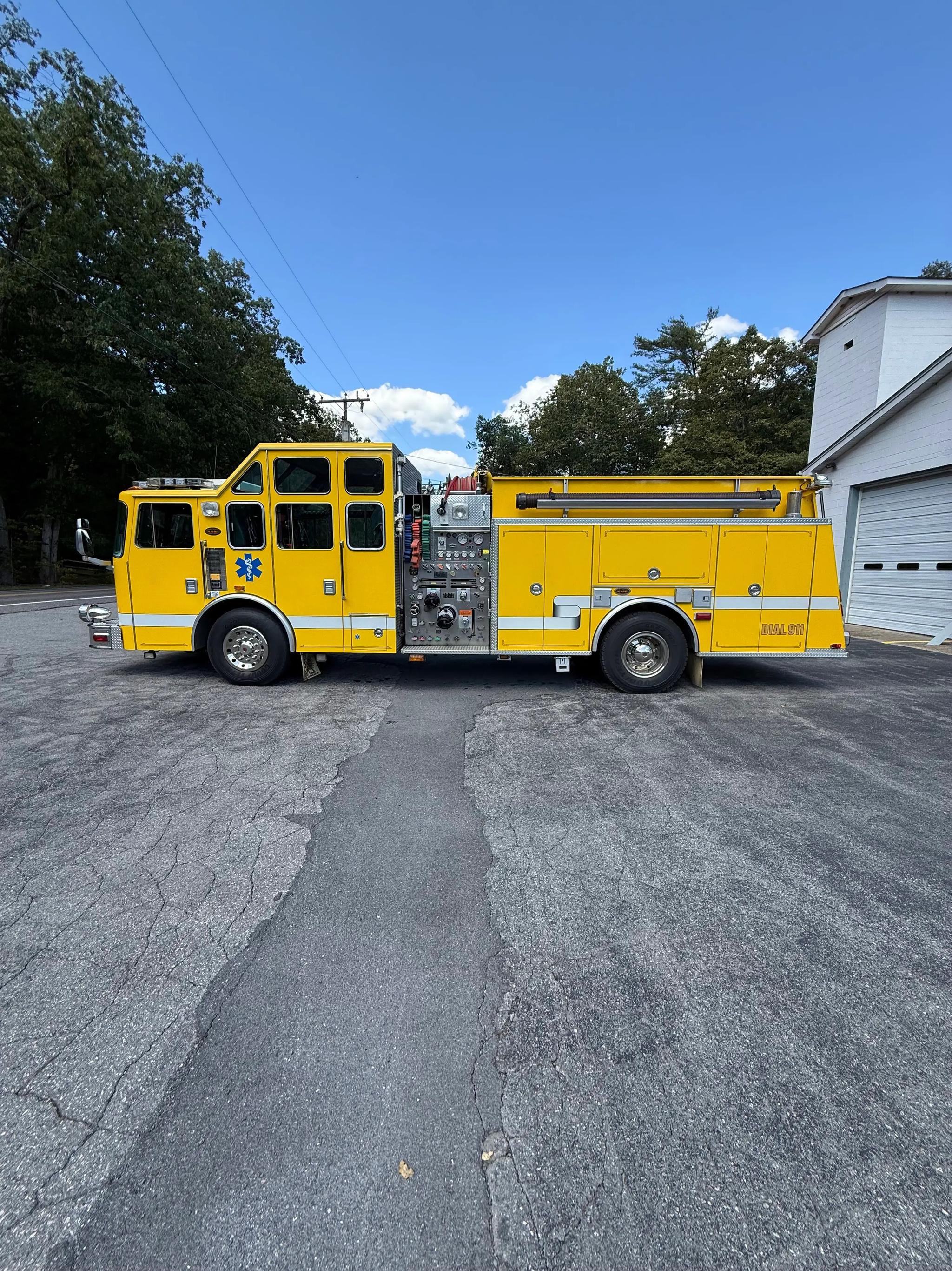 1997 KME Excel Rescue Engine Pumper - image 2