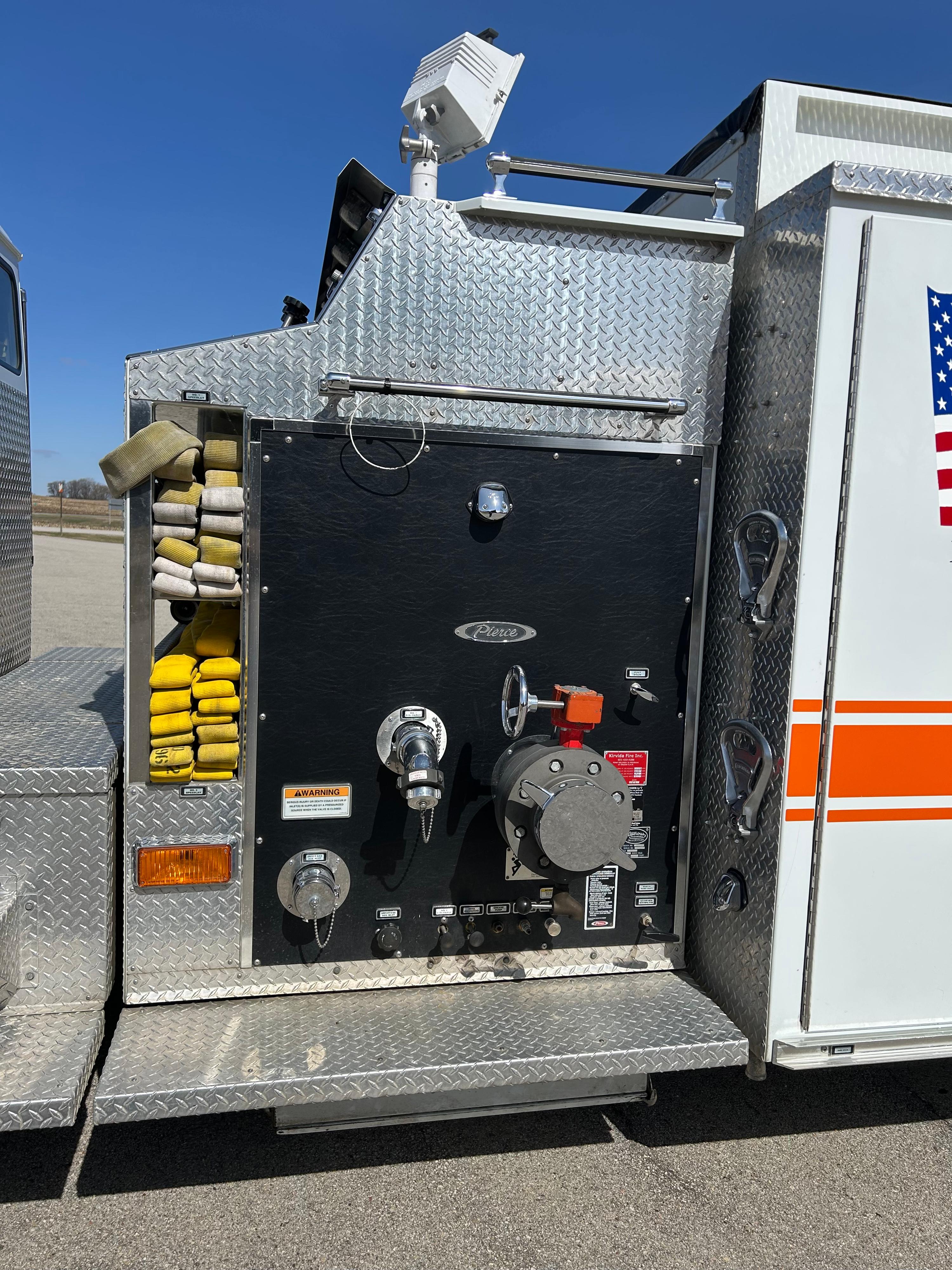 1997 Pierce Freightliner Pumper - image 9
