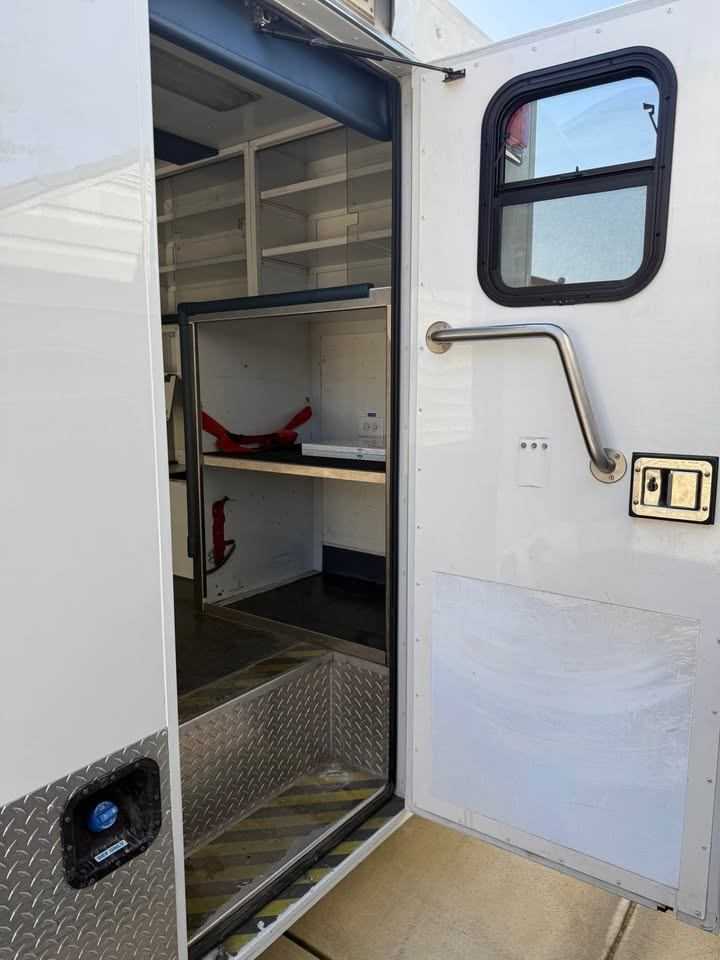 2014 Ford Type I Ambulance — photo 7