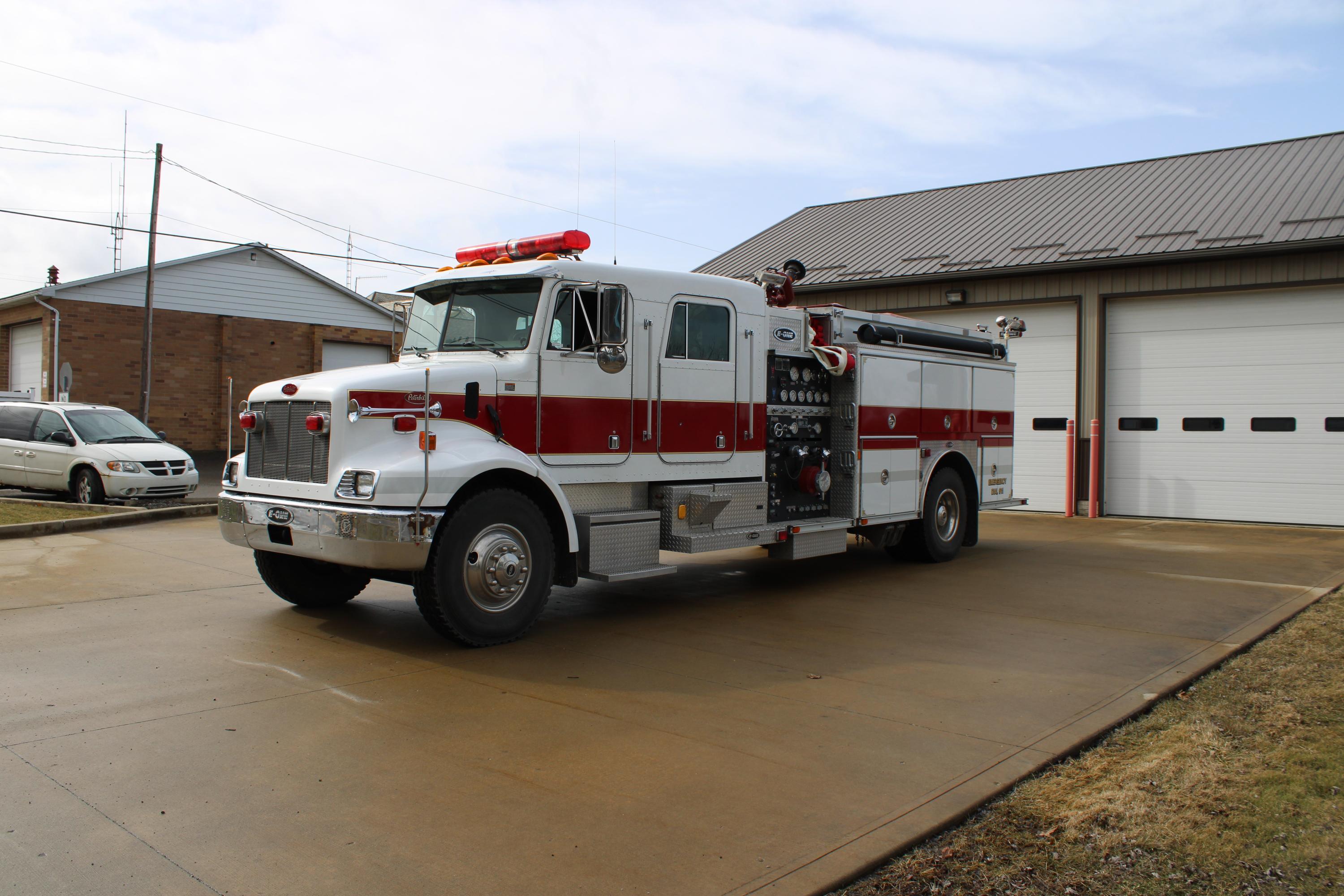 2001 Peterbilt/E-One Pumper 
 - image 15