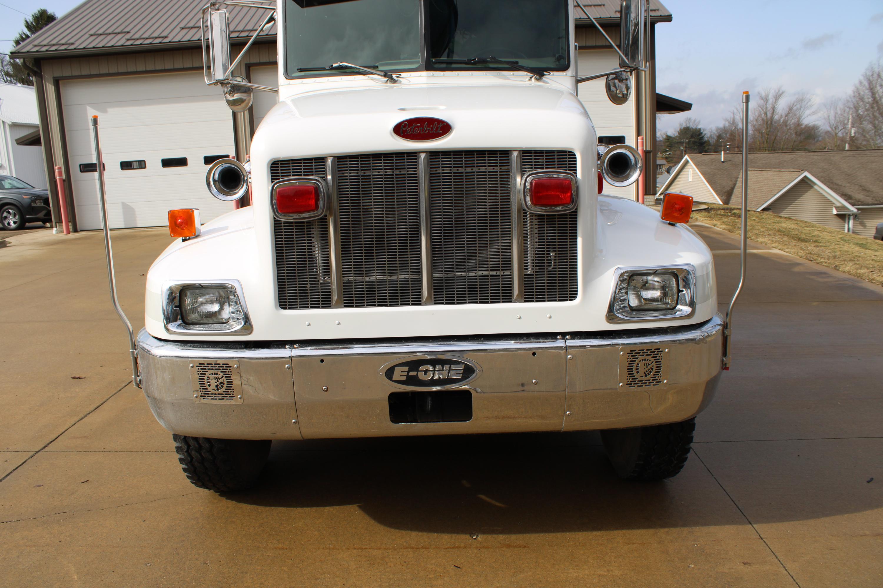 2001 Peterbilt/E-One Pumper 
 - image 17