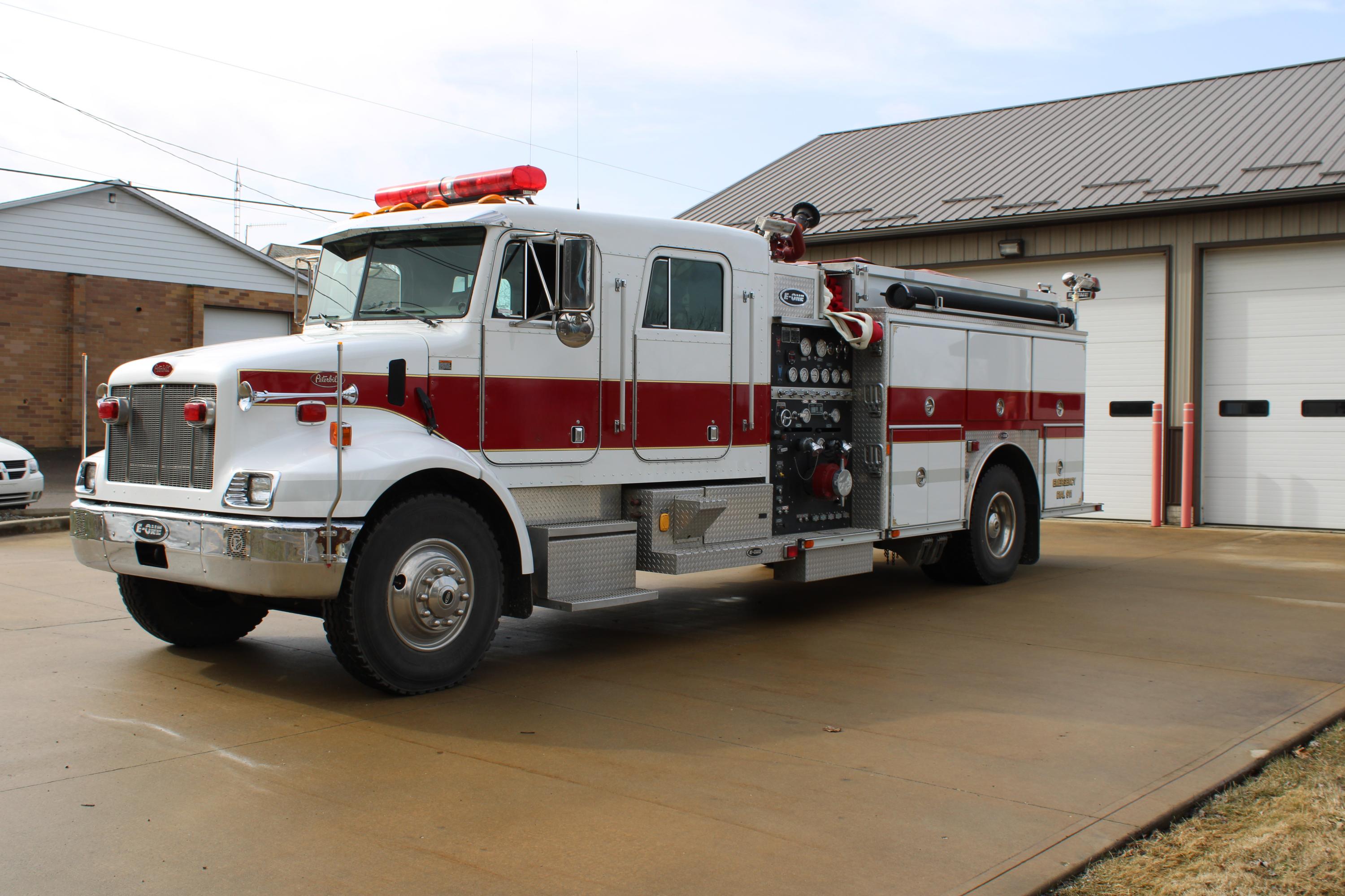 2001 Peterbilt/E-One Pumper 
 - image 24