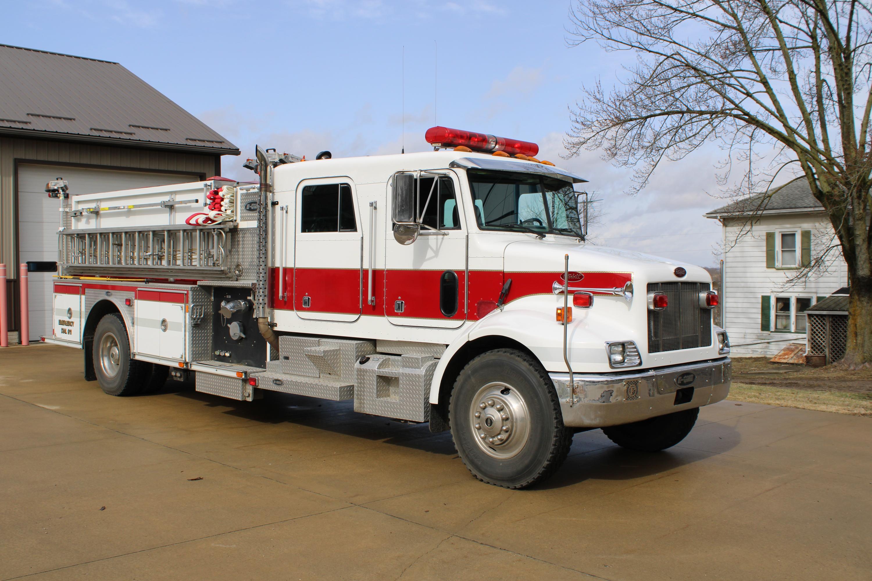 2001 Peterbilt/E-One Pumper 
 - image 21