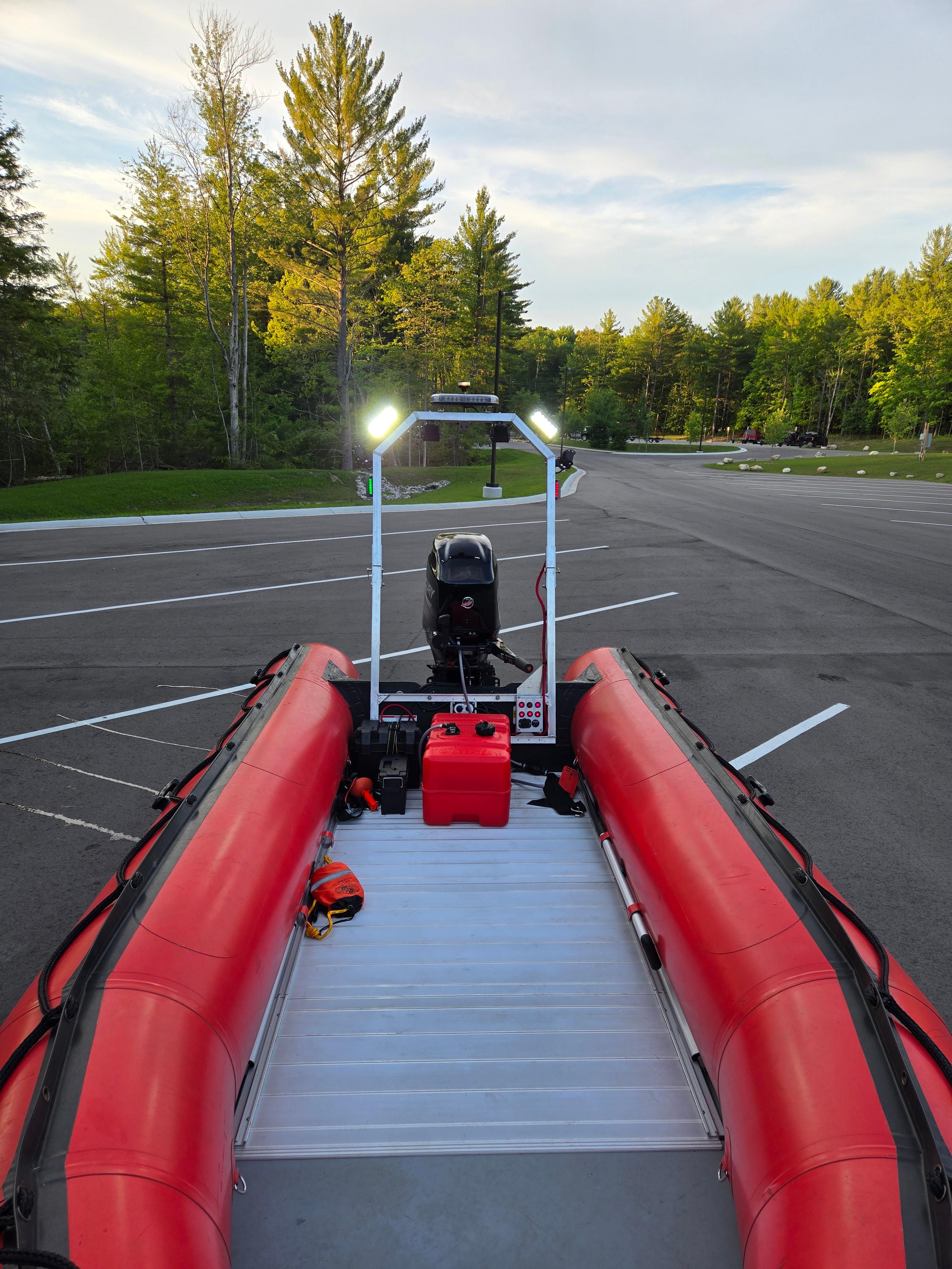 2019 Mercury Boat, 40 HP Motor, 2019 Trailer - image 16