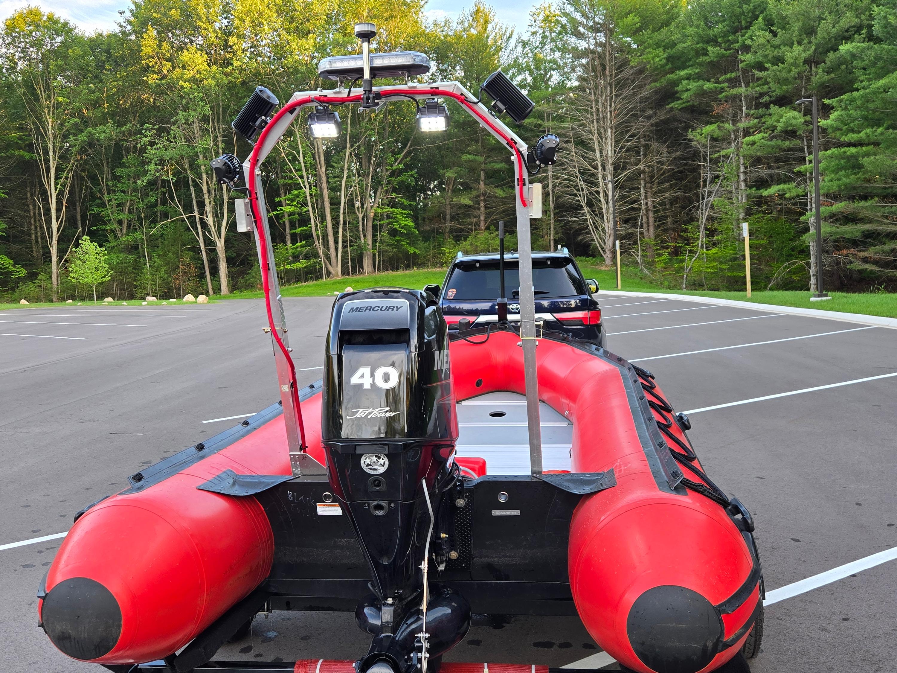 2019 Mercury Boat, 40 HP Motor, 2019 Trailer - image 17