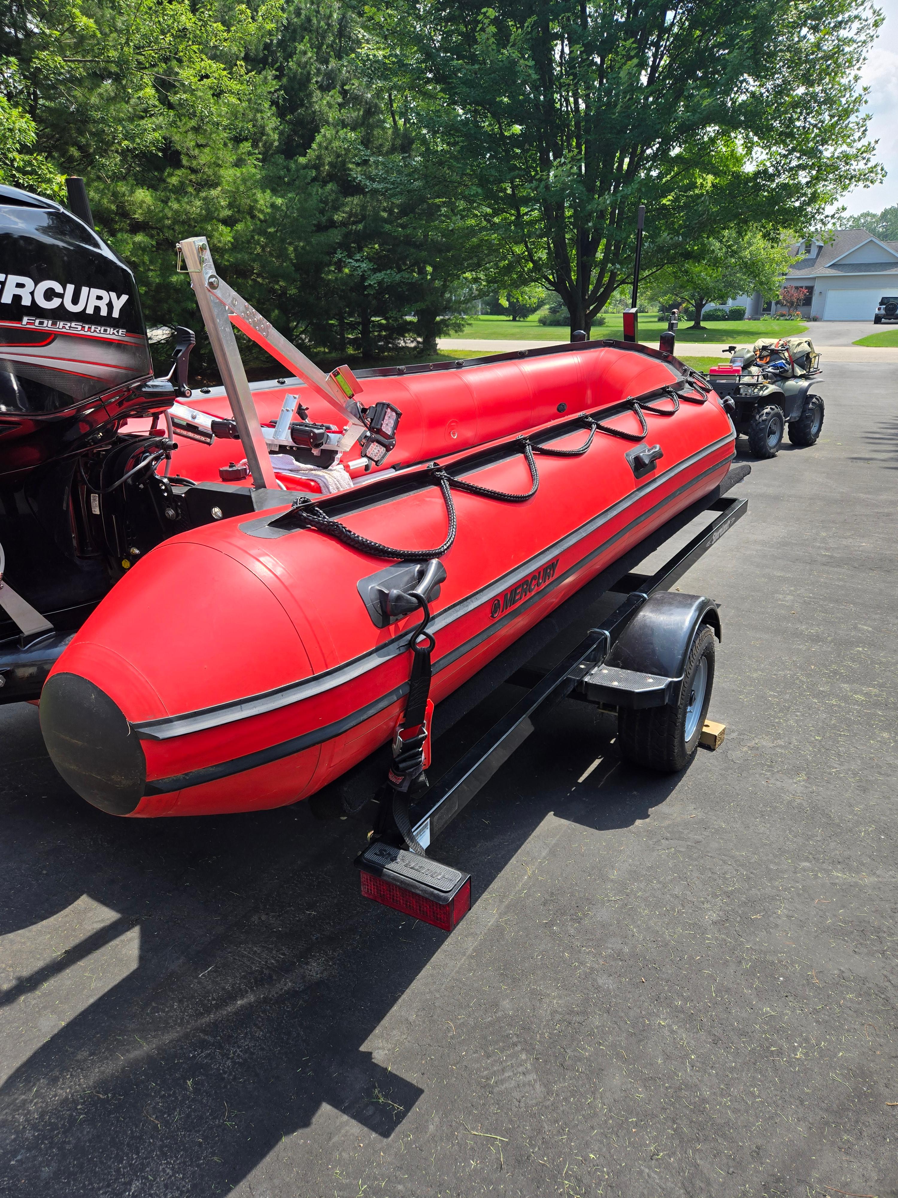 2019 Mercury Boat, 40 HP Motor, 2019 Trailer - image 4