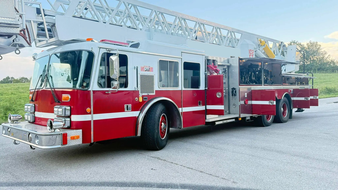 1992 KME 102' Aerial Platform Quint