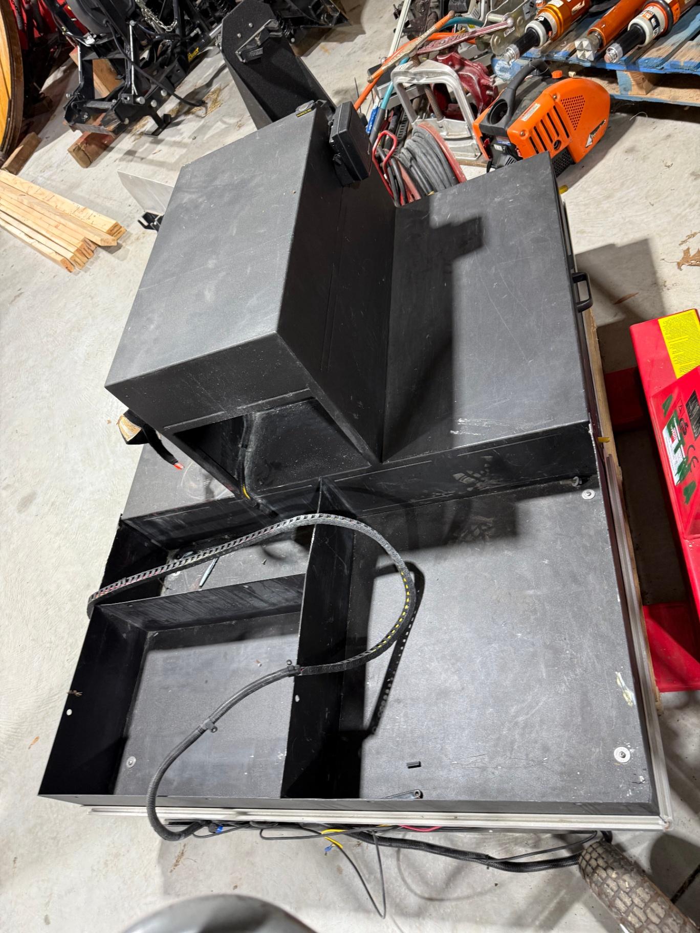 Roll Out Tray for Truck - image 5