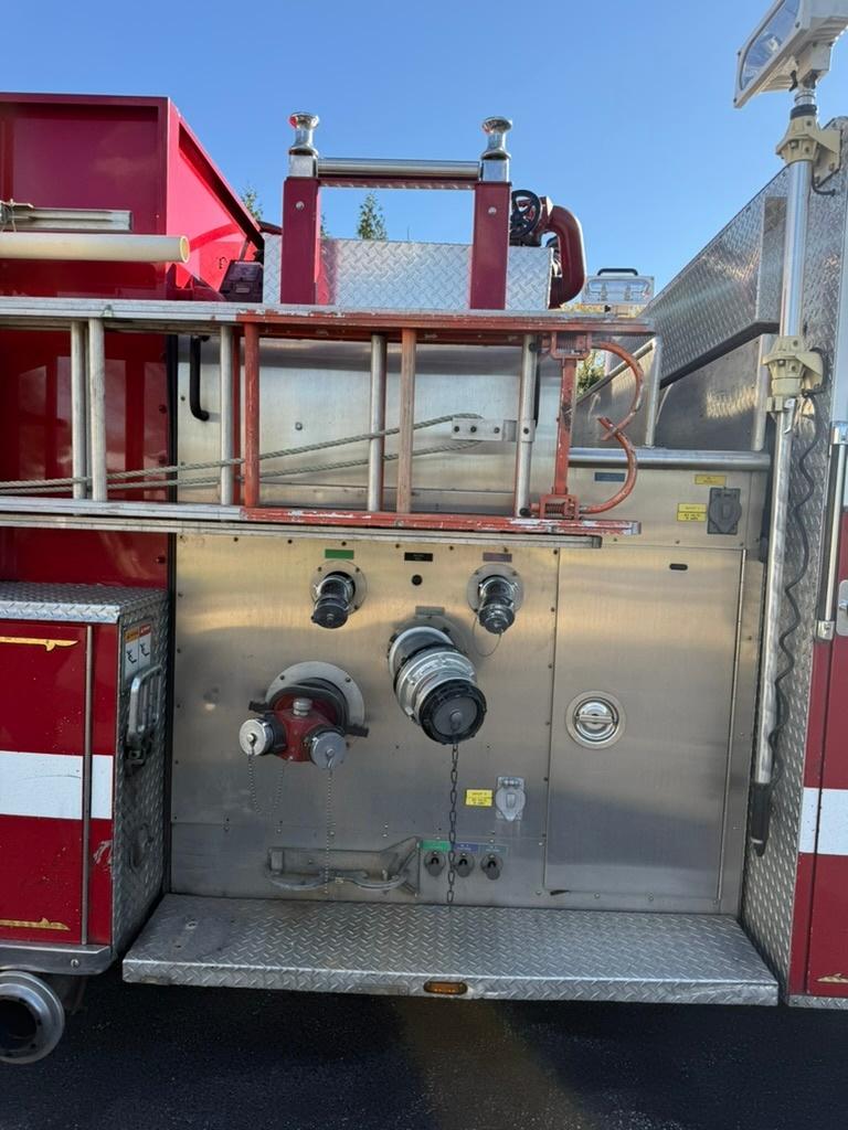 1997 Seagrave Pumper - image 14