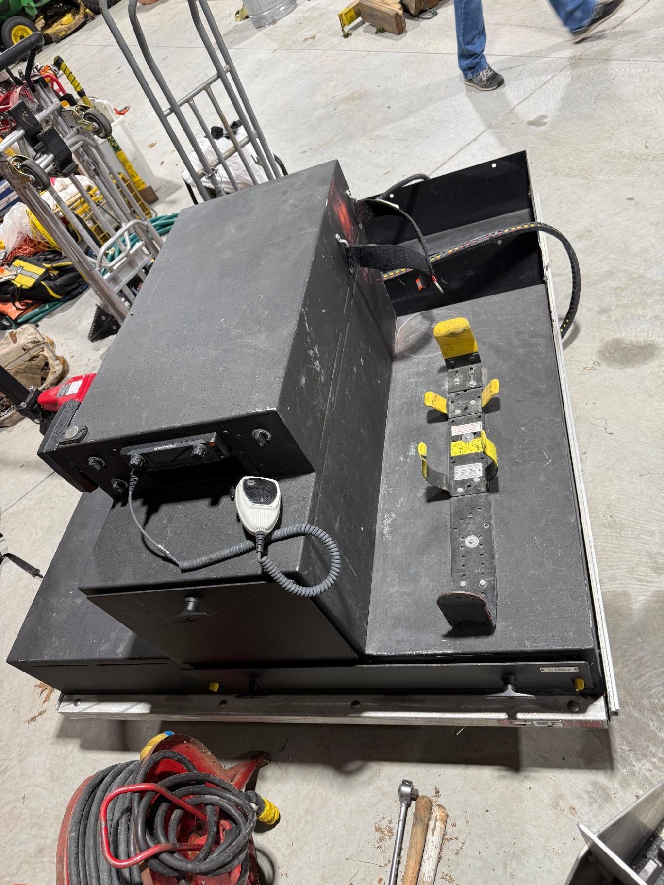 Roll Out Tray for Truck - image 1