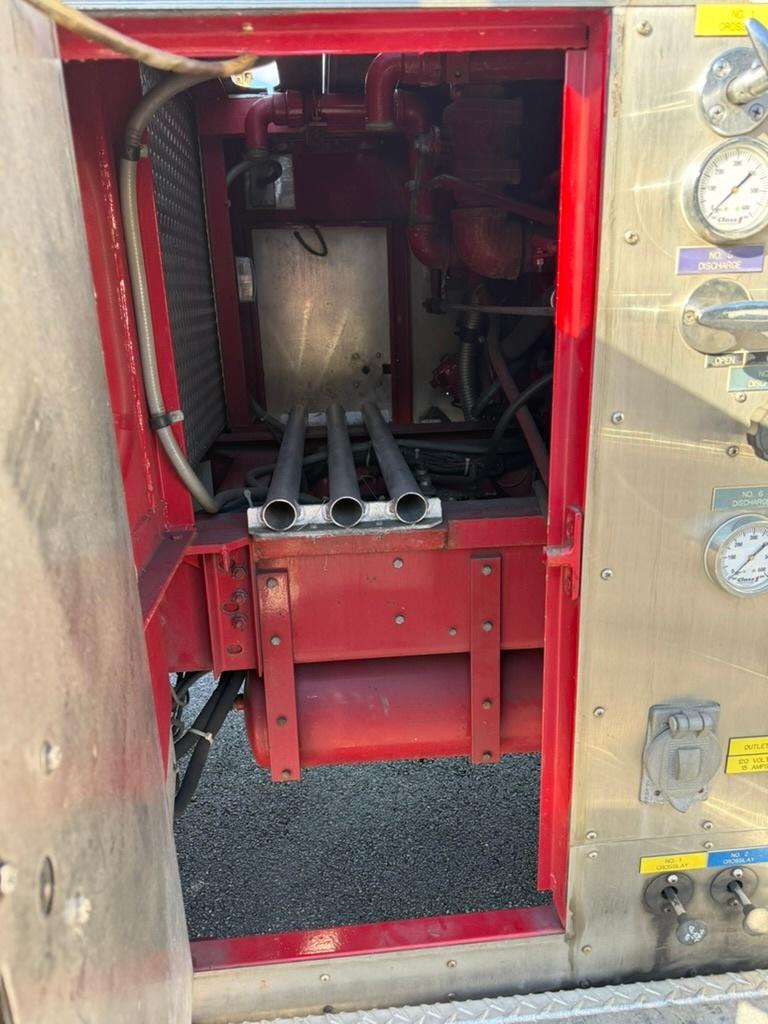 1997 Seagrave Pumper - image 32