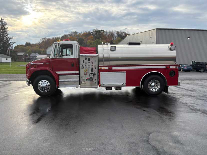2002 S&S Fire Apparatus Freightliner Pumper Tanker