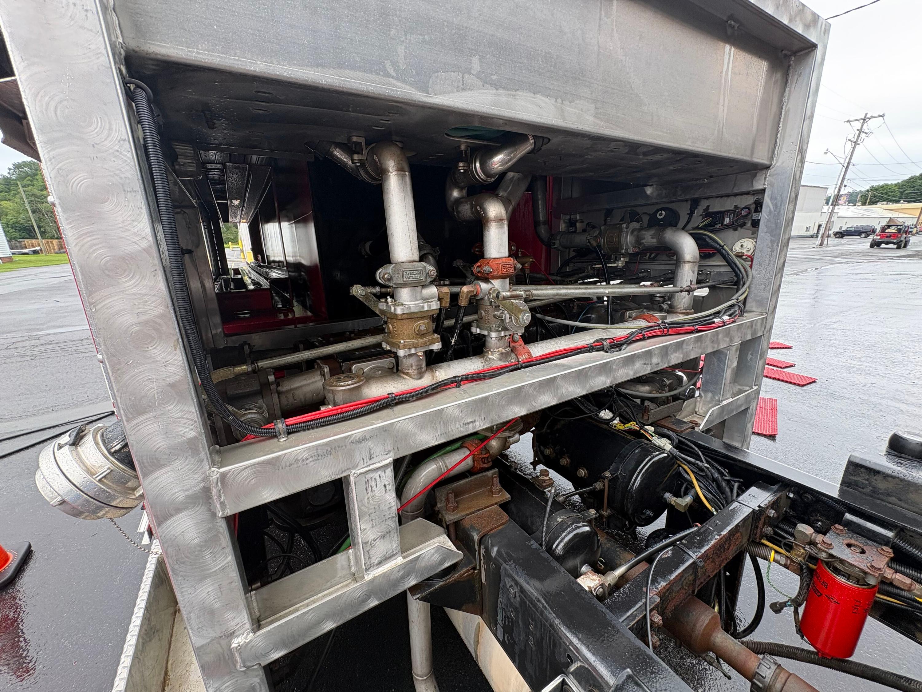 2006 Sutphen Pumper - image 24