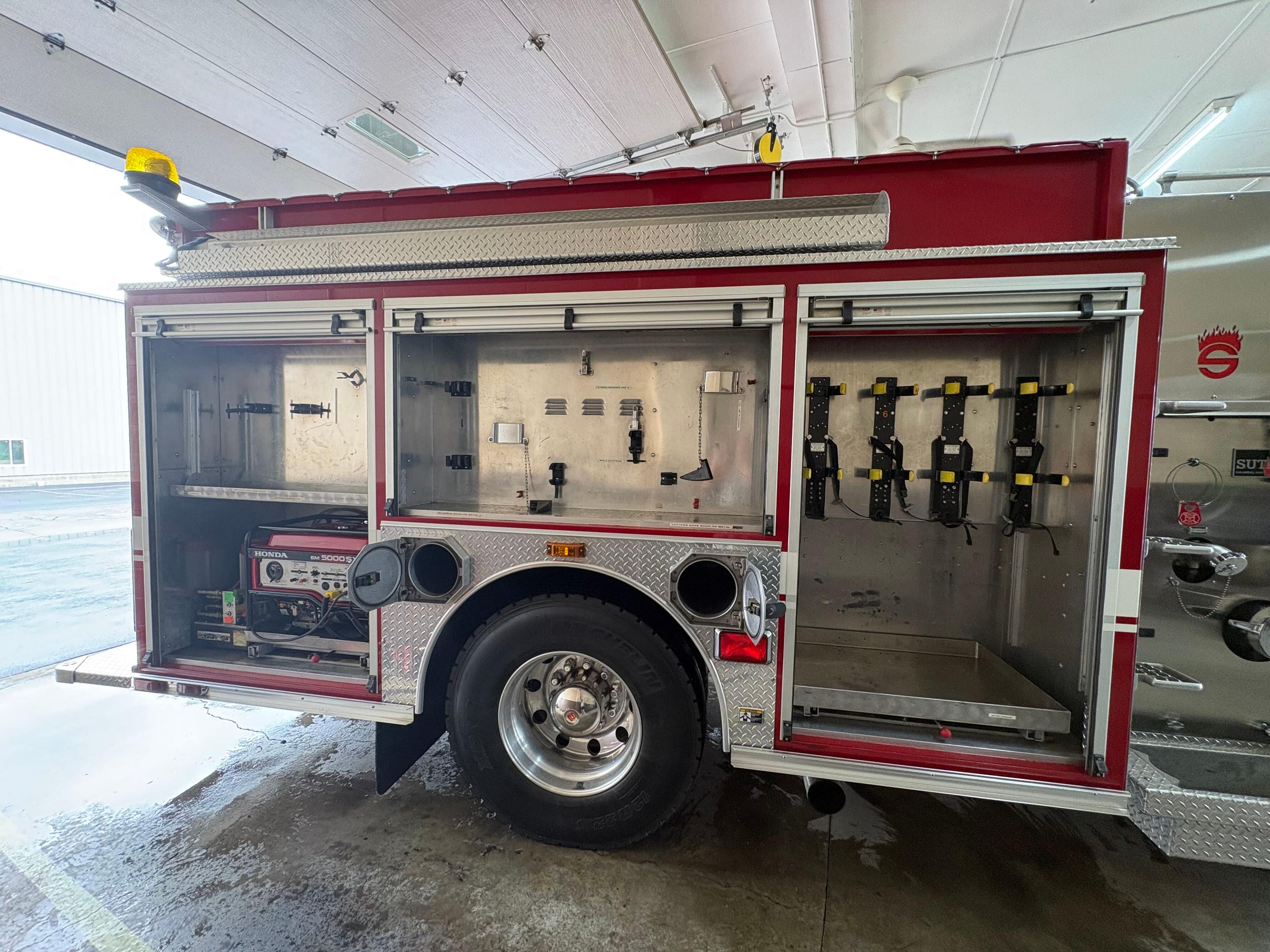 2006 Sutphen Pumper - image 21