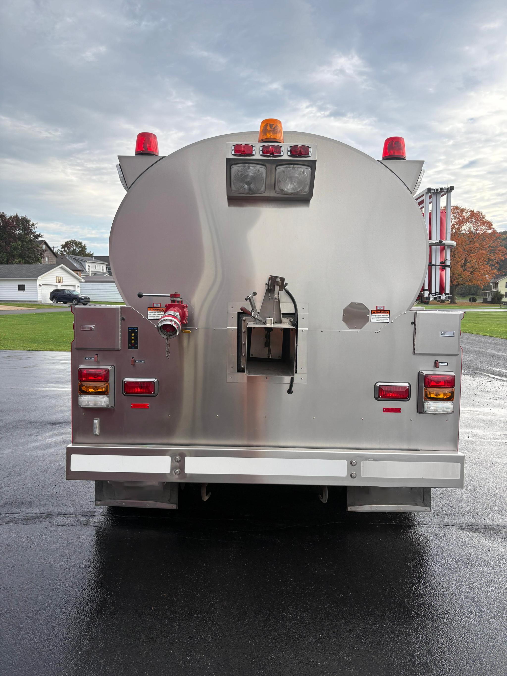 2002 S&S Fire Apparatus Freightliner Pumper Tanker - image 5