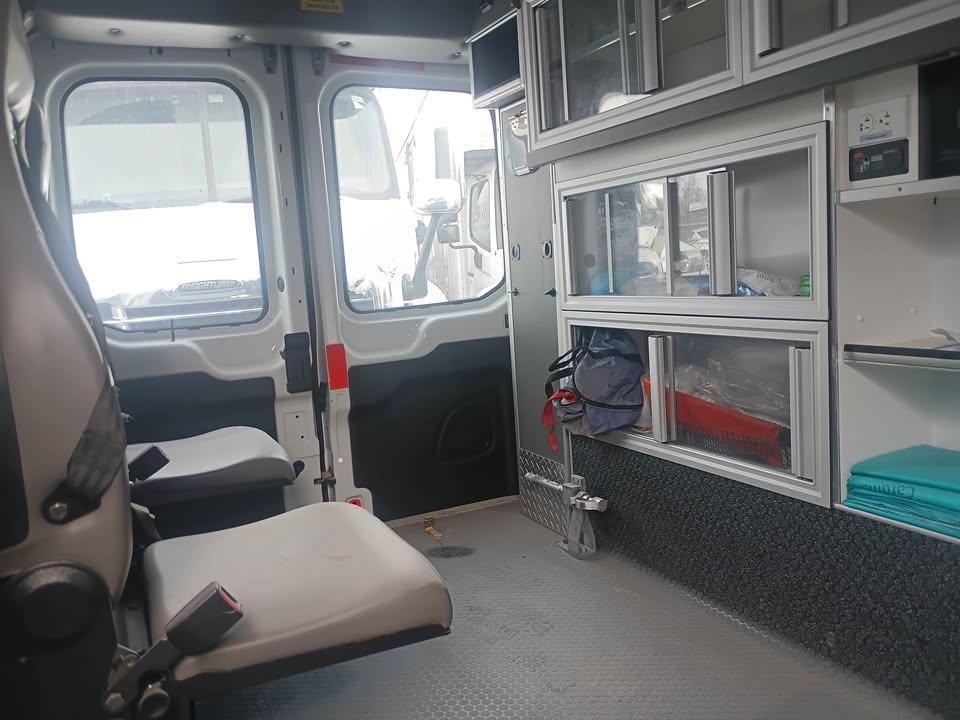 2020 Ford Transit 250 cargo van Low Roof w/RWB Van 3D Type II - image 8