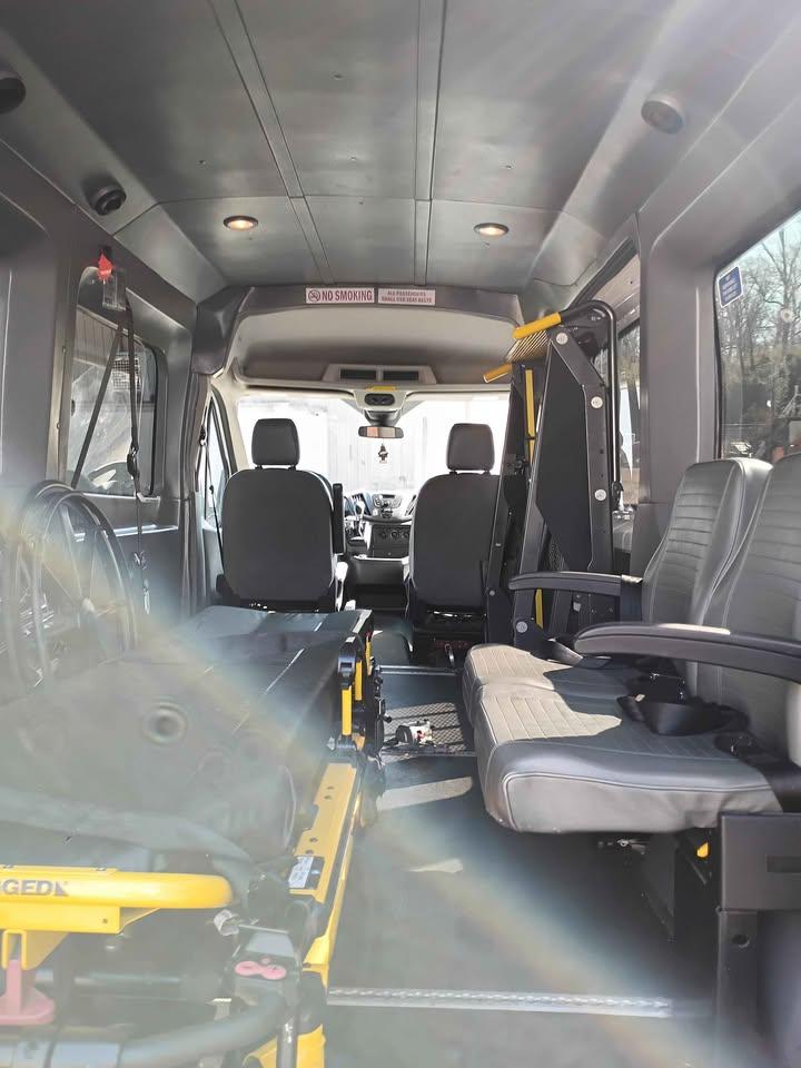 2019 Ford Transit 150 Van Type II - image 10