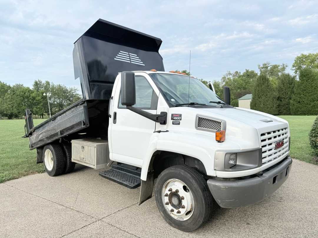 2006 GMC C4500 Dump Truck