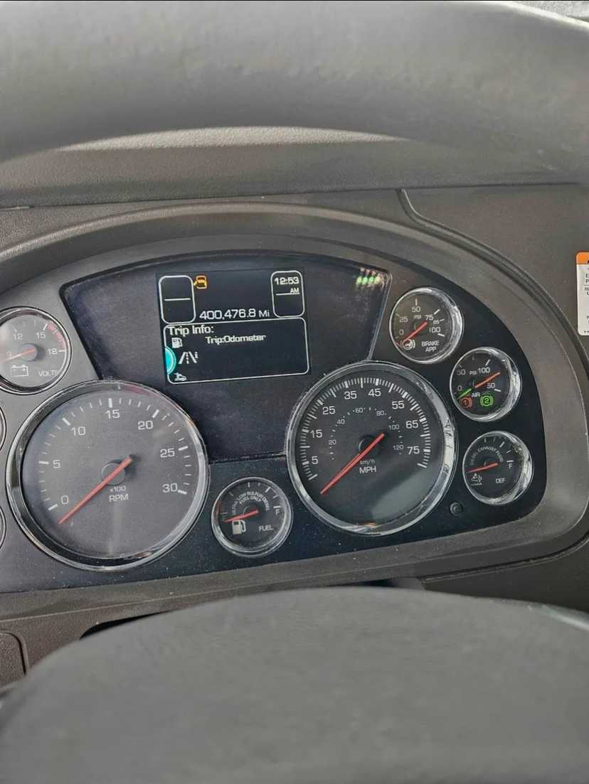 2019 Kenworth T880 (2/2) — photo 8