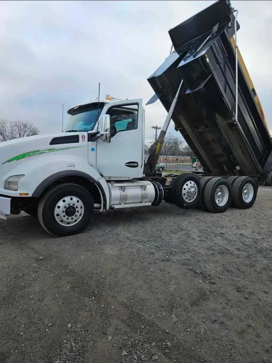 2019 Kenworth T880 (1/2)